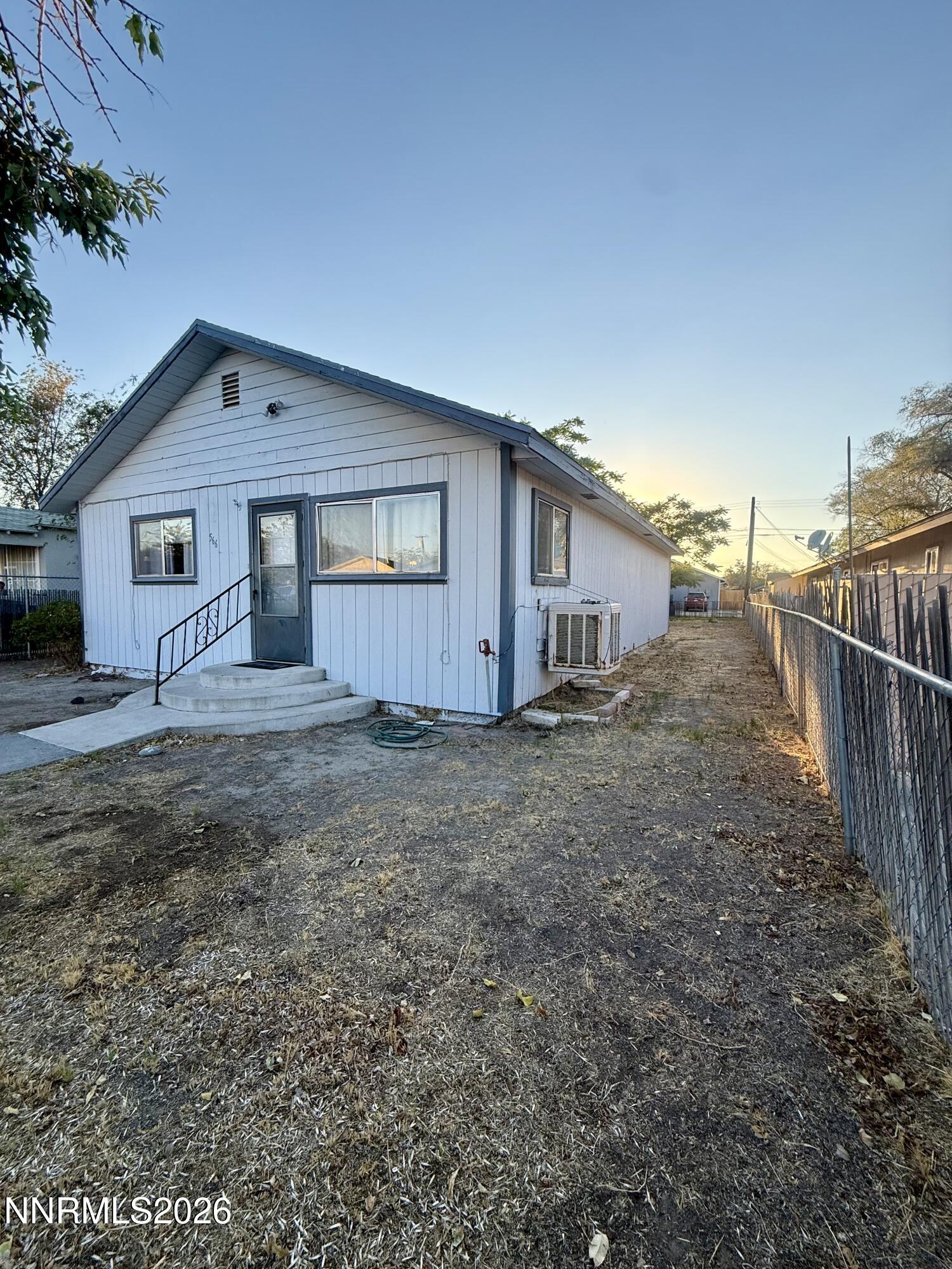 566 Douglas Street Property Photo 3