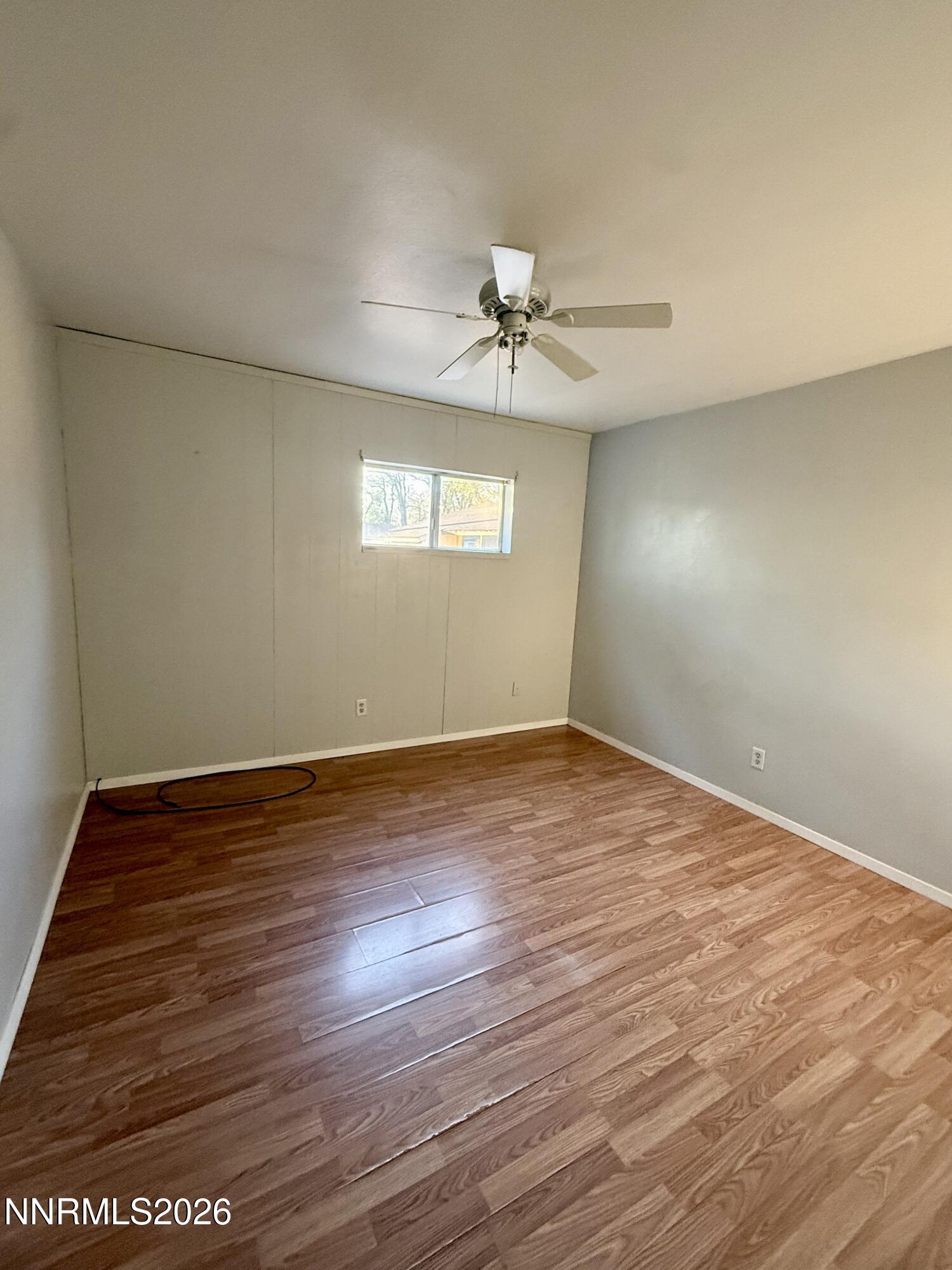 566 Douglas Street Property Photo 16
