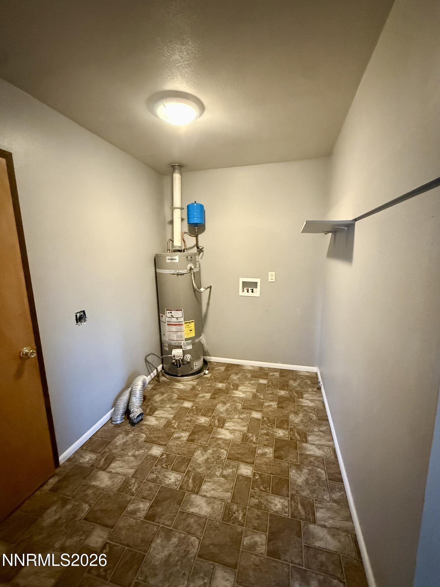 566 Douglas Street Property Photo 19