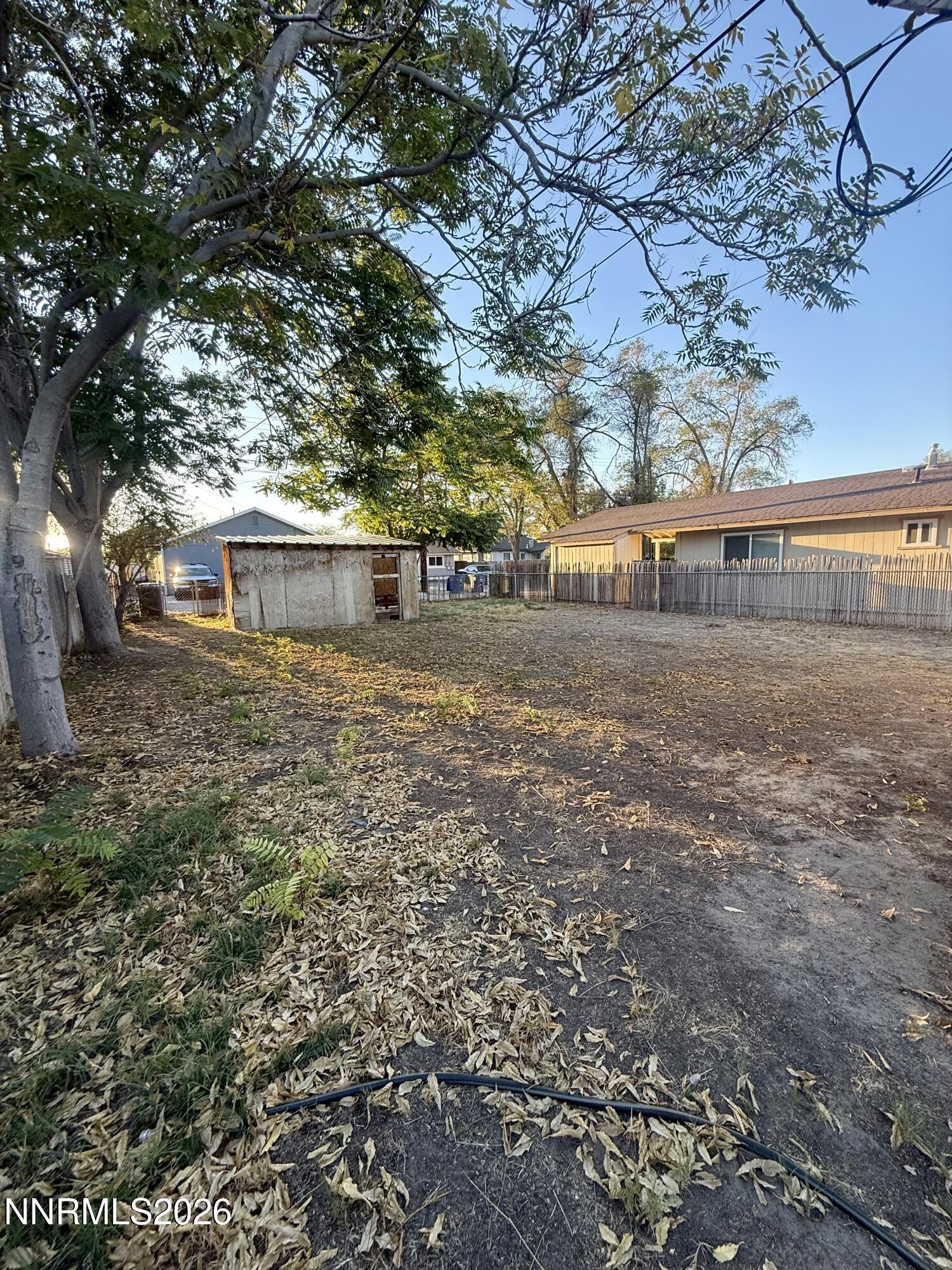 566 Douglas Street Property Photo 20