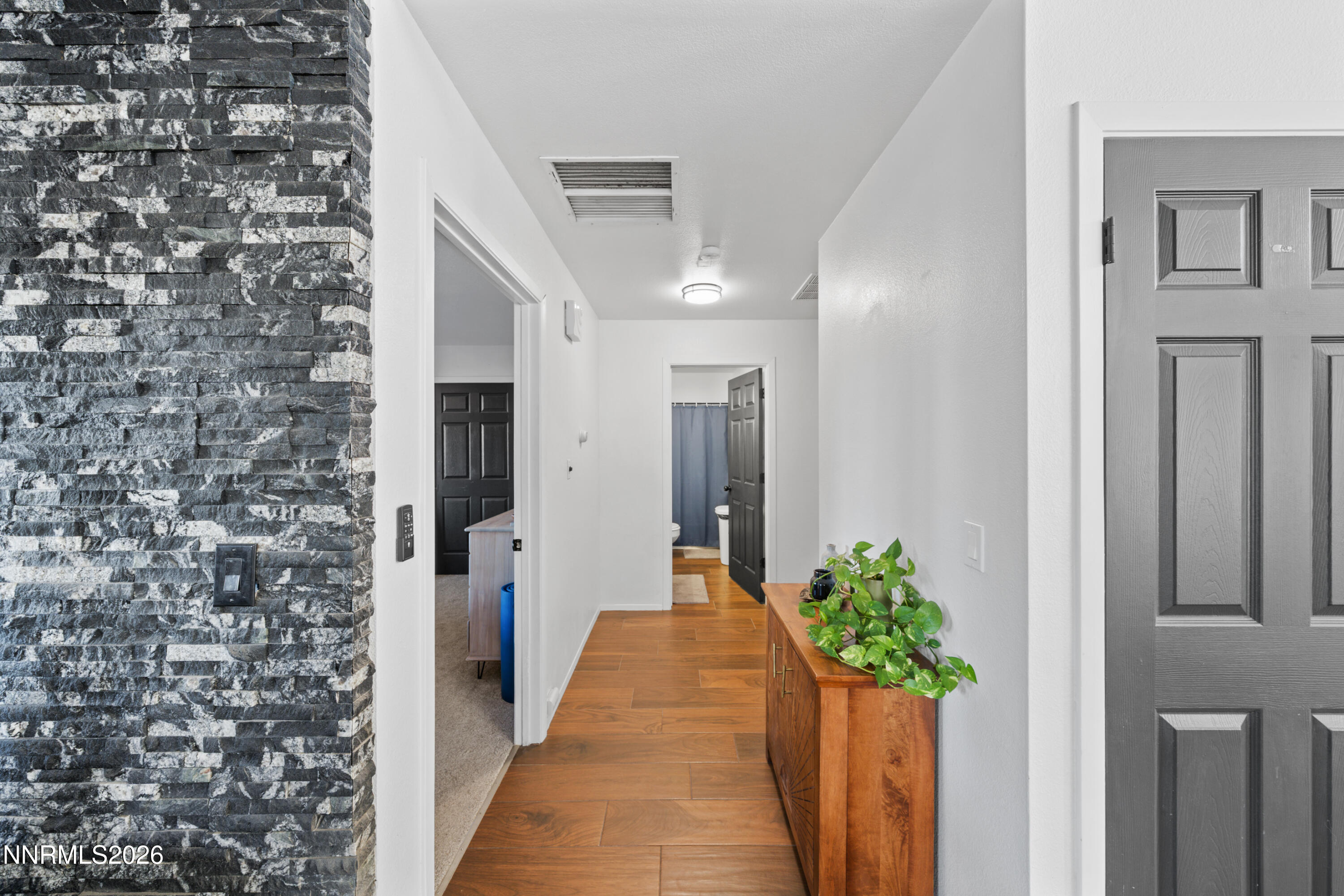 1041 Deena Way Property Photo 16