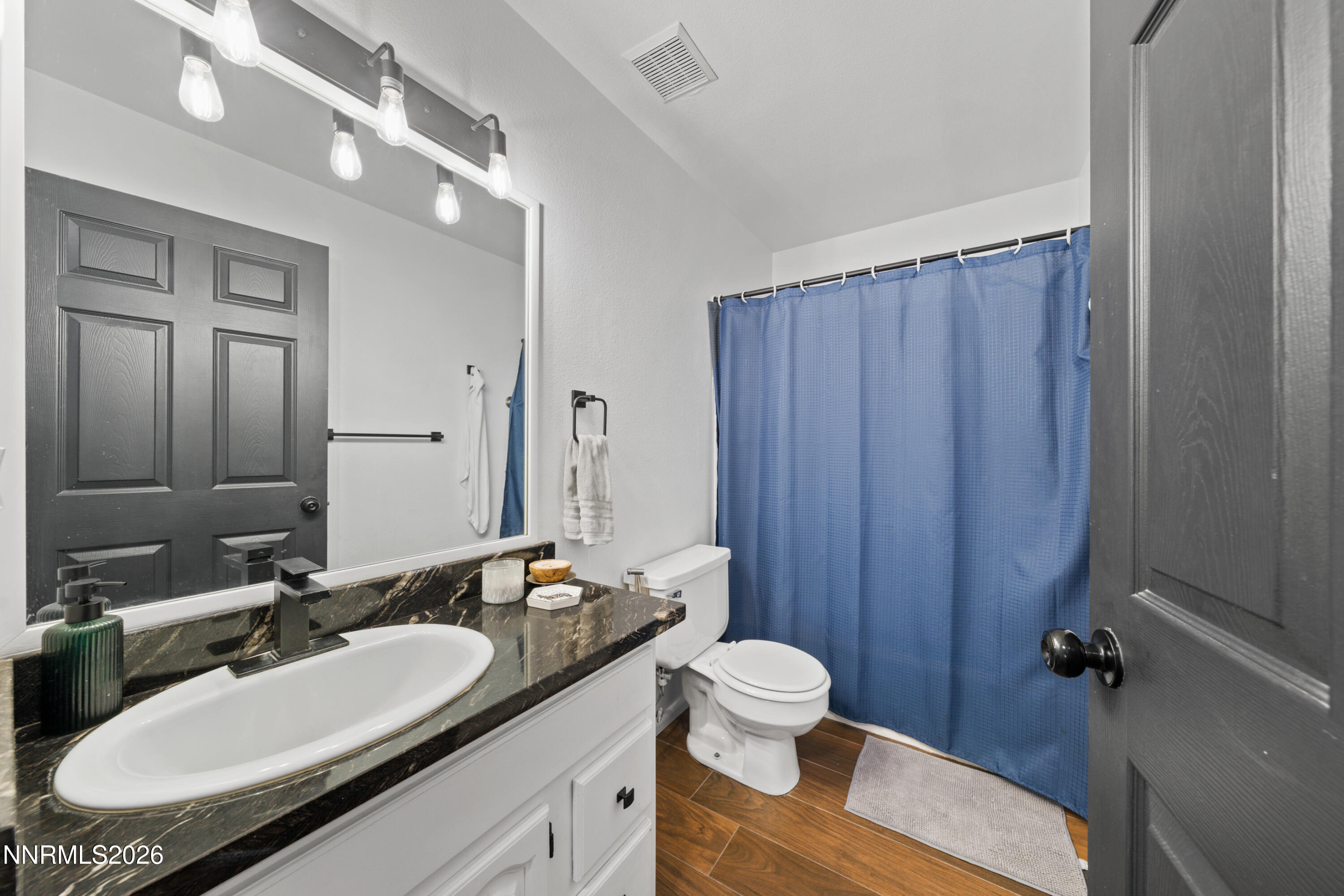 1041 Deena Way Property Photo 23