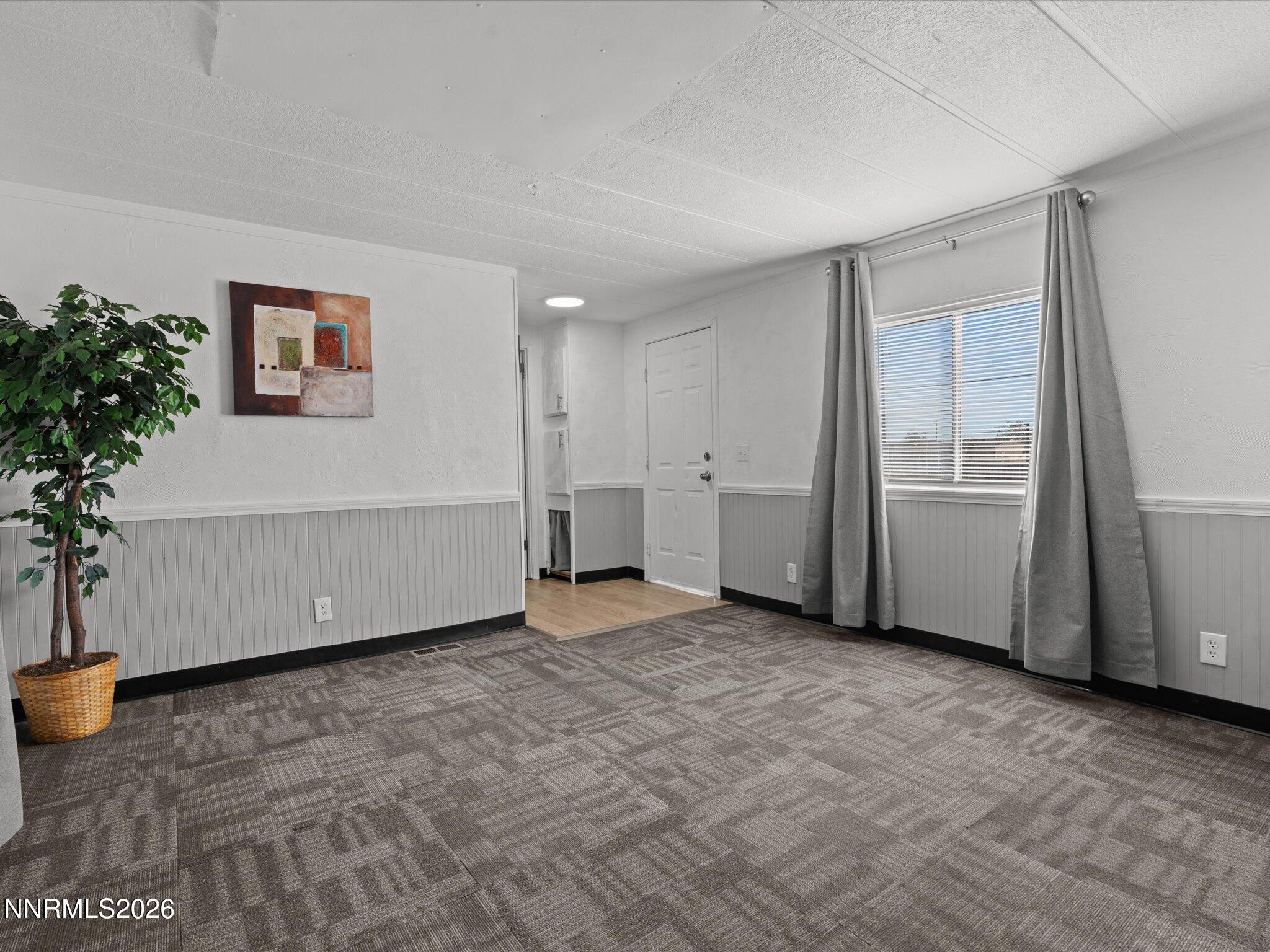 2590 Tonopah Street Property Photo 12