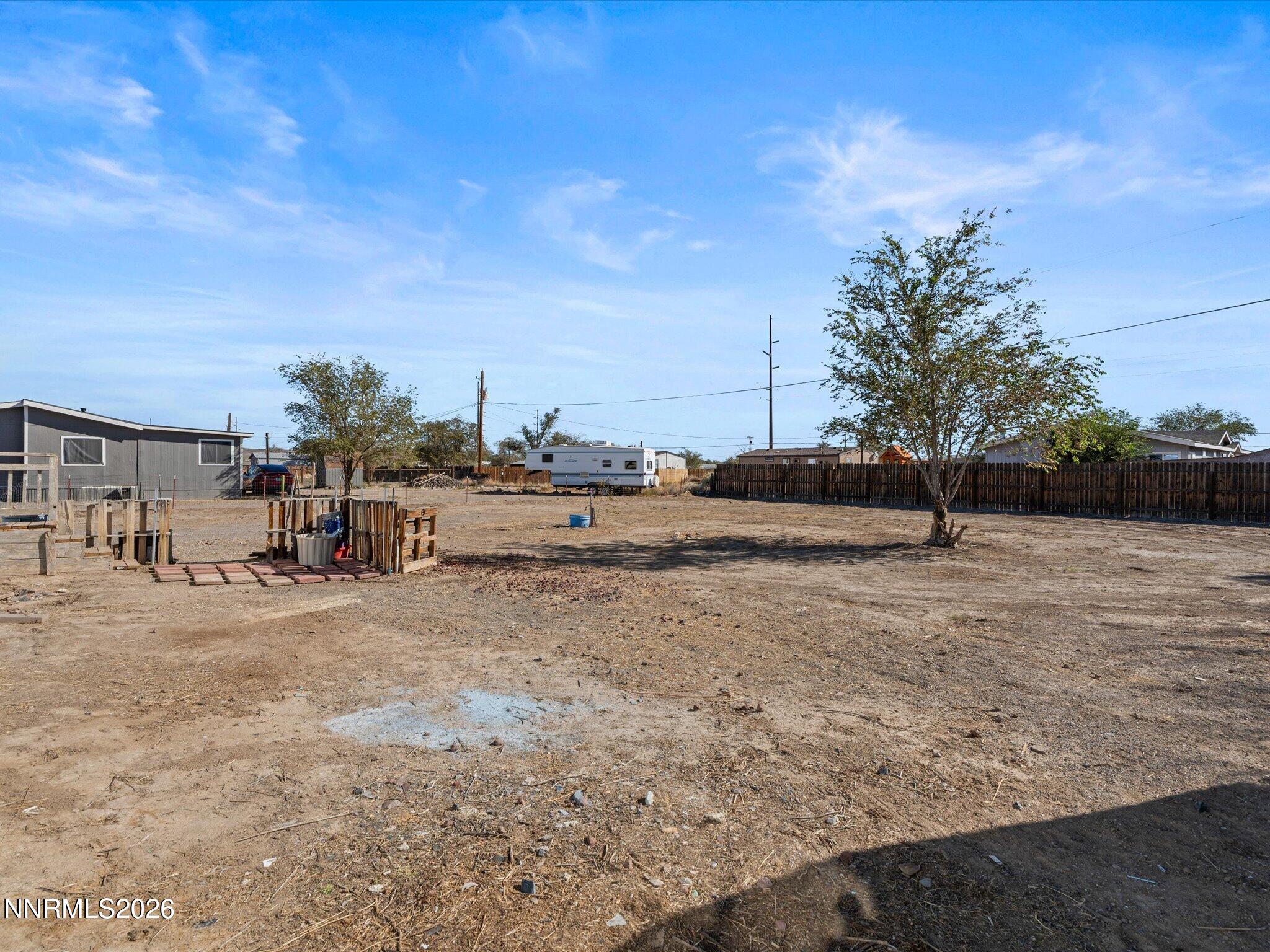 2590 Tonopah Street Property Photo 22