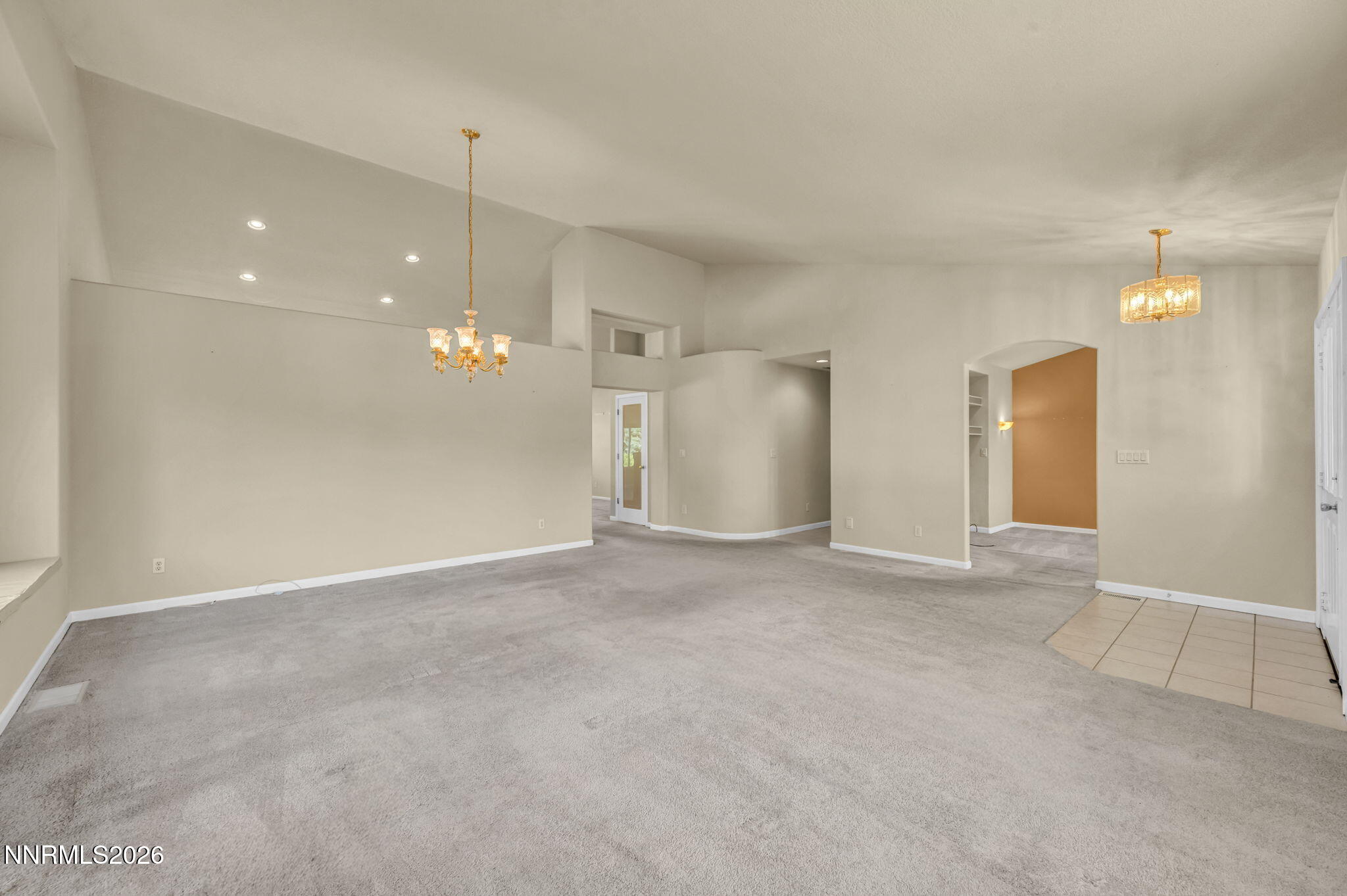 1138 Country Club Drive Property Photo 10