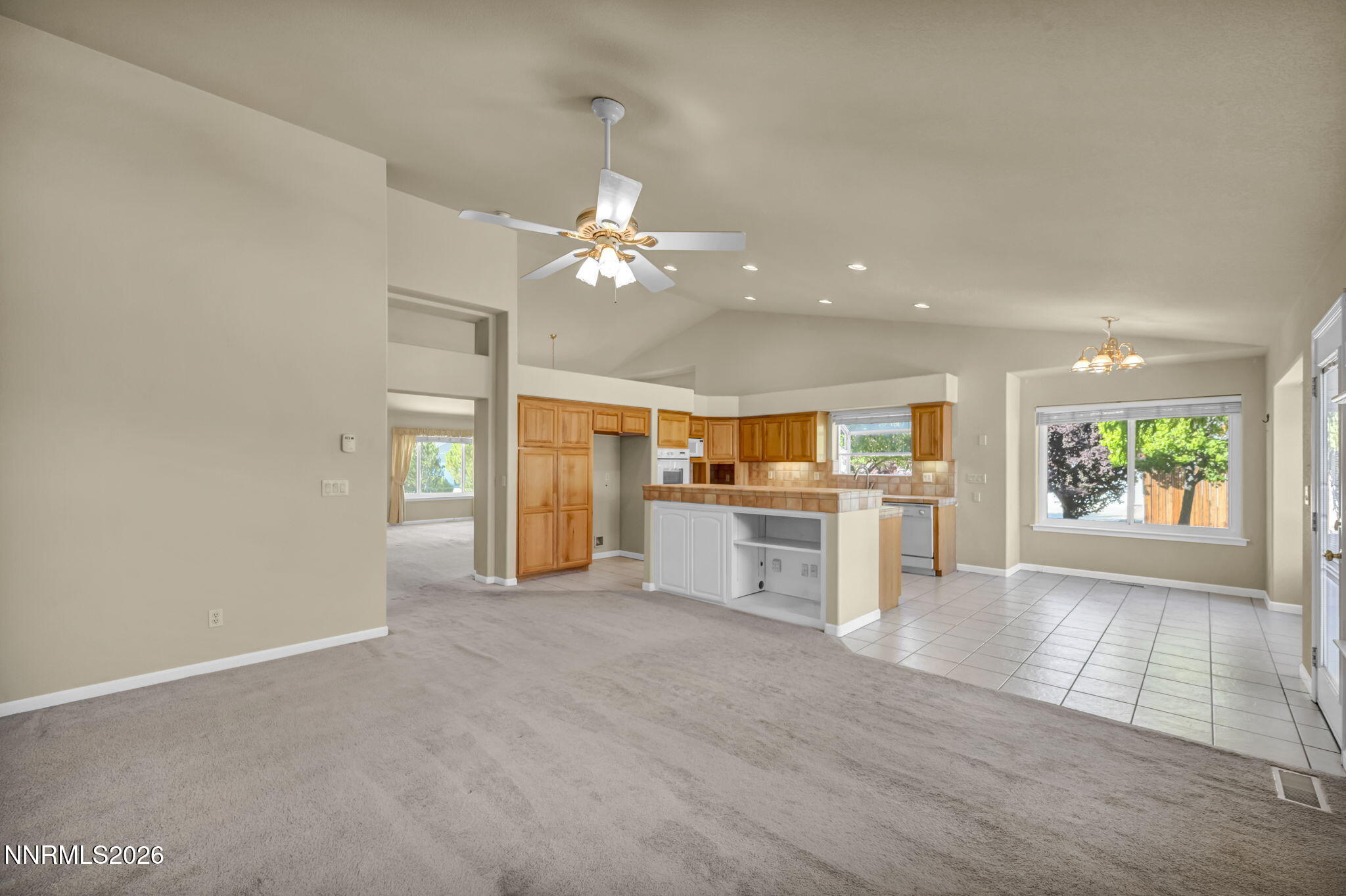 1138 Country Club Drive Property Photo 14