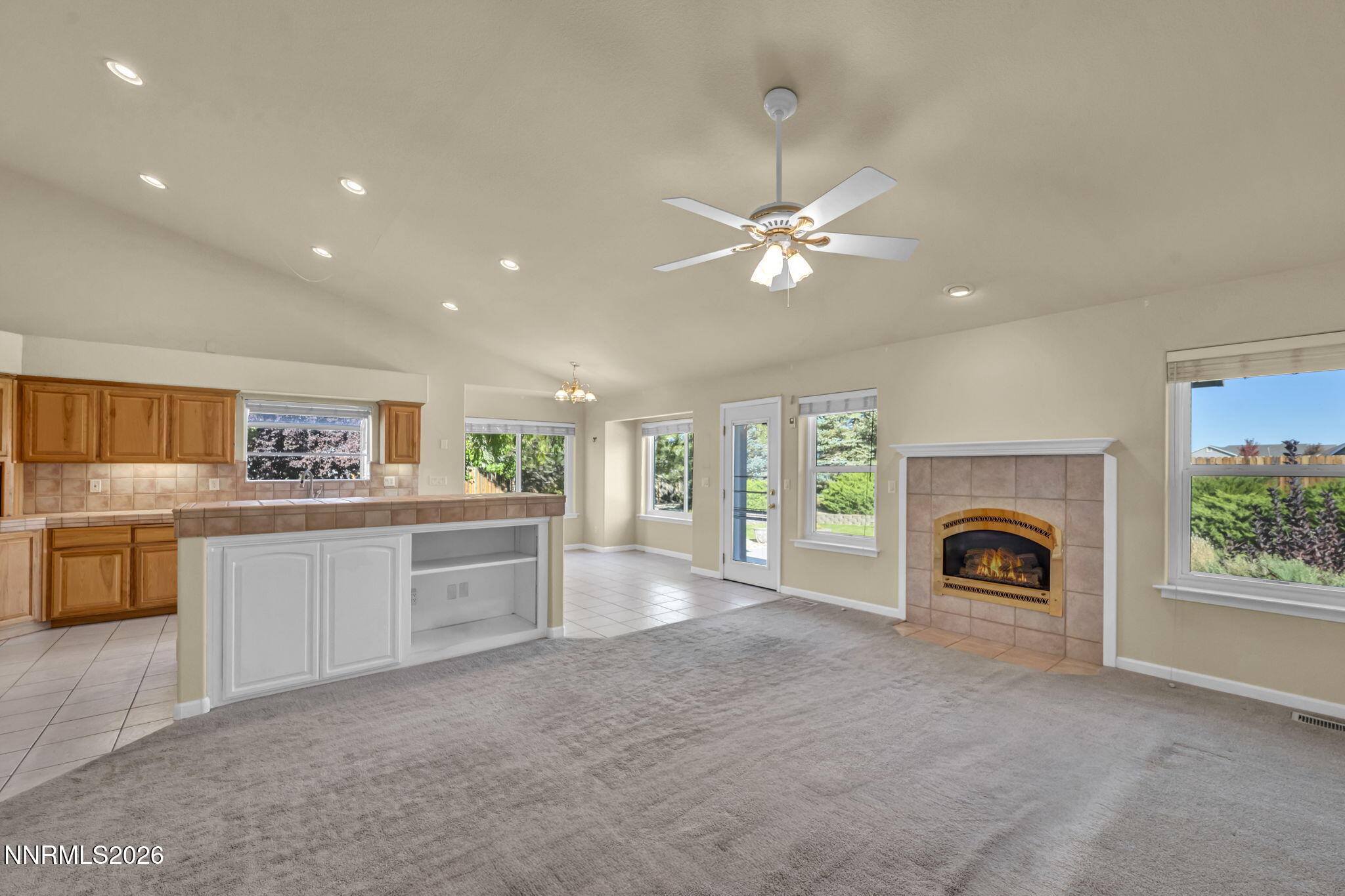 1138 Country Club Drive Property Photo 15