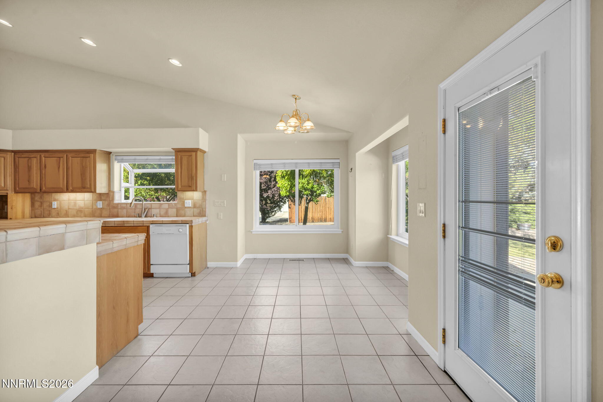 1138 Country Club Drive Property Photo 23
