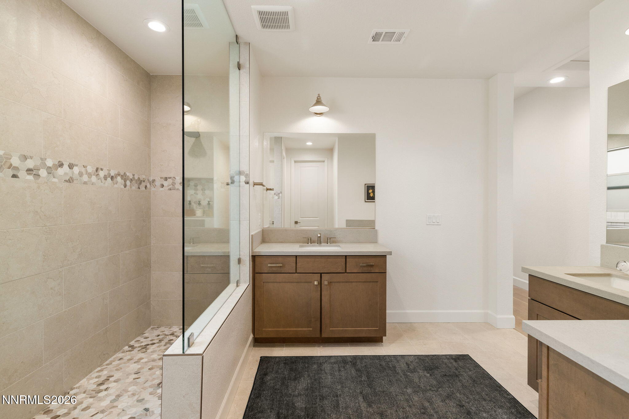 5560 Western Rider Trail Property Photo 15