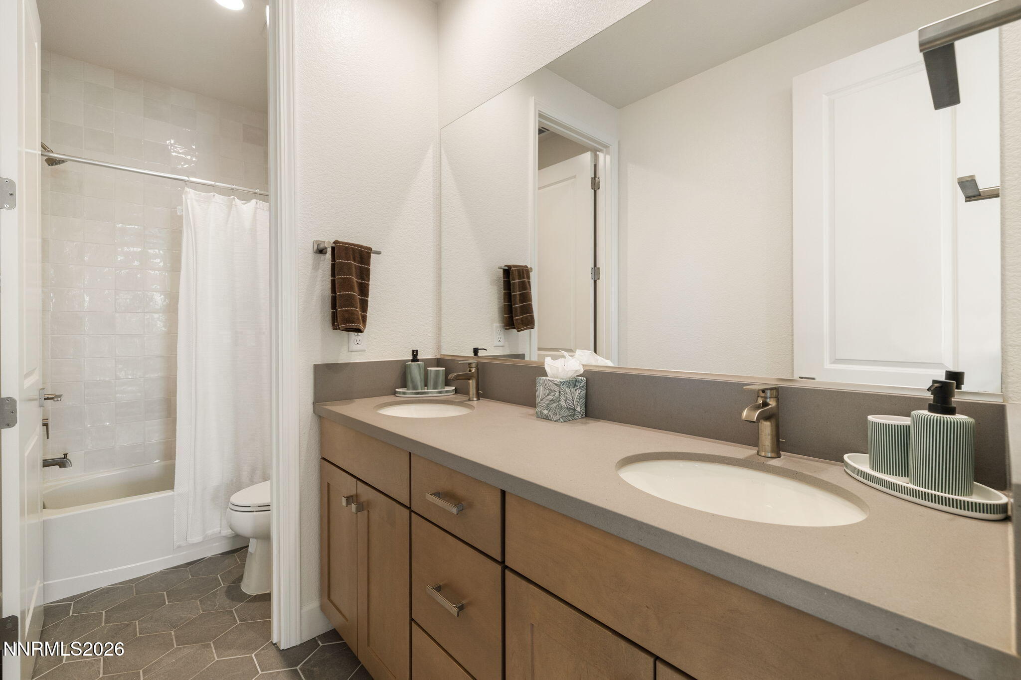 5560 Western Rider Trail Property Photo 28