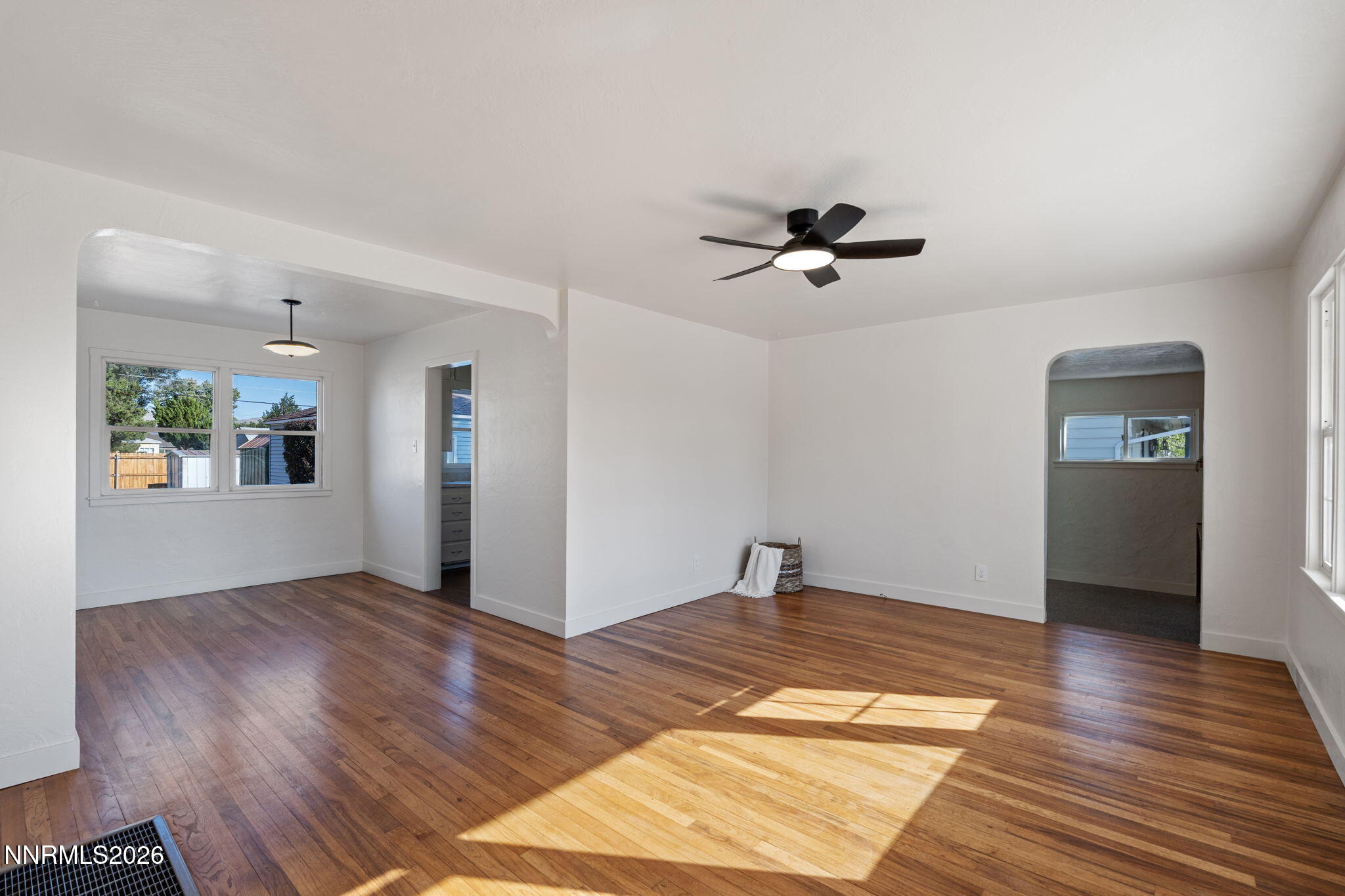 974 6th Street Property Photo 6