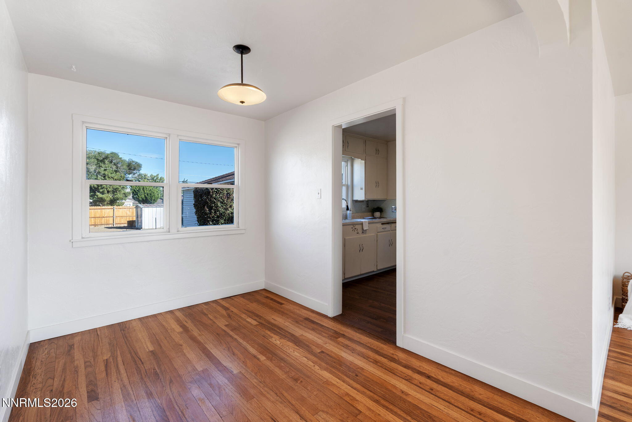 974 6th Street Property Photo 10