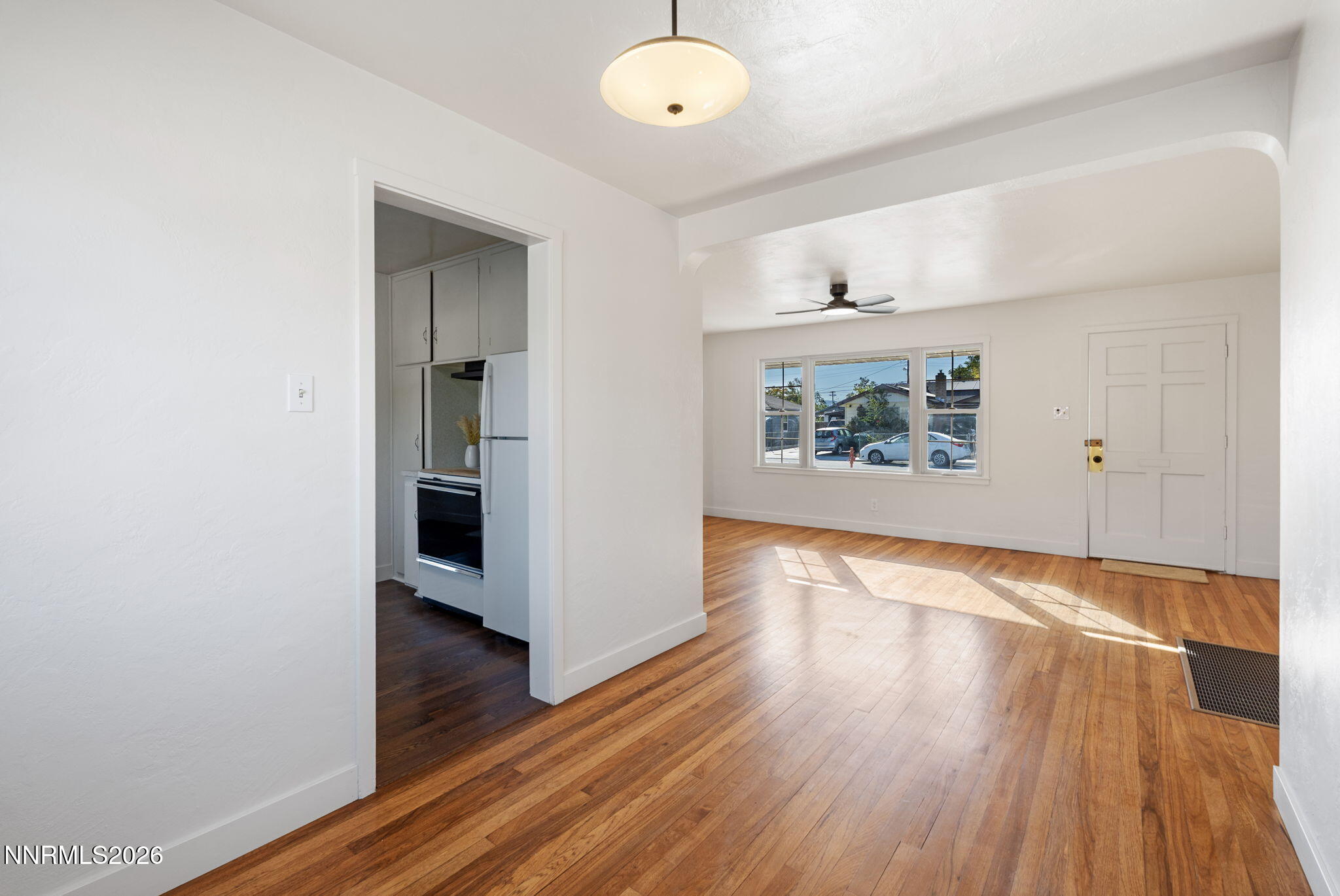 974 6th Street Property Photo 13
