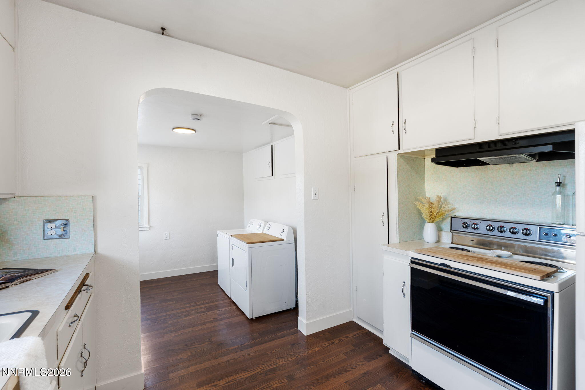 974 6th Street Property Photo 17