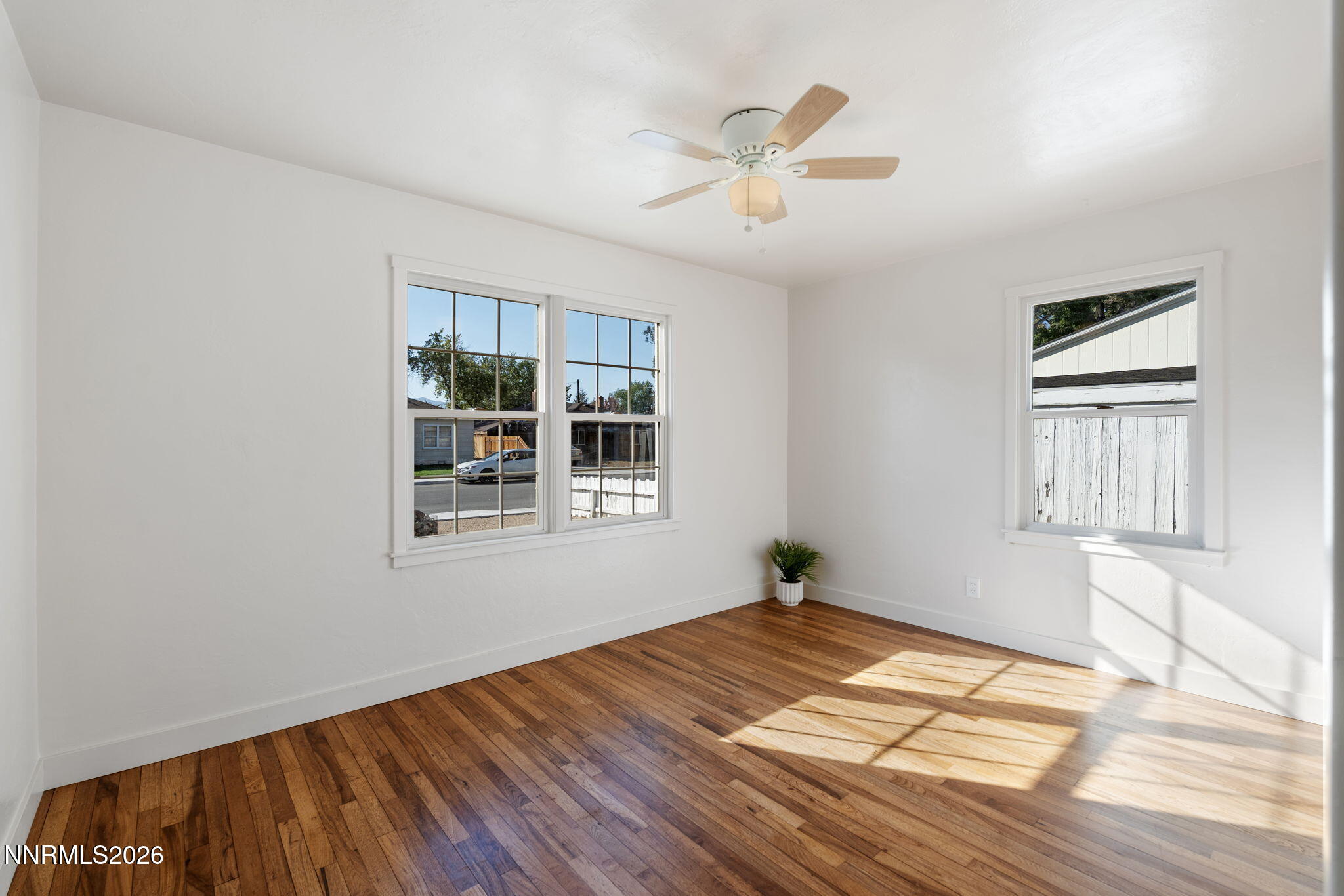 974 6th Street Property Photo 24