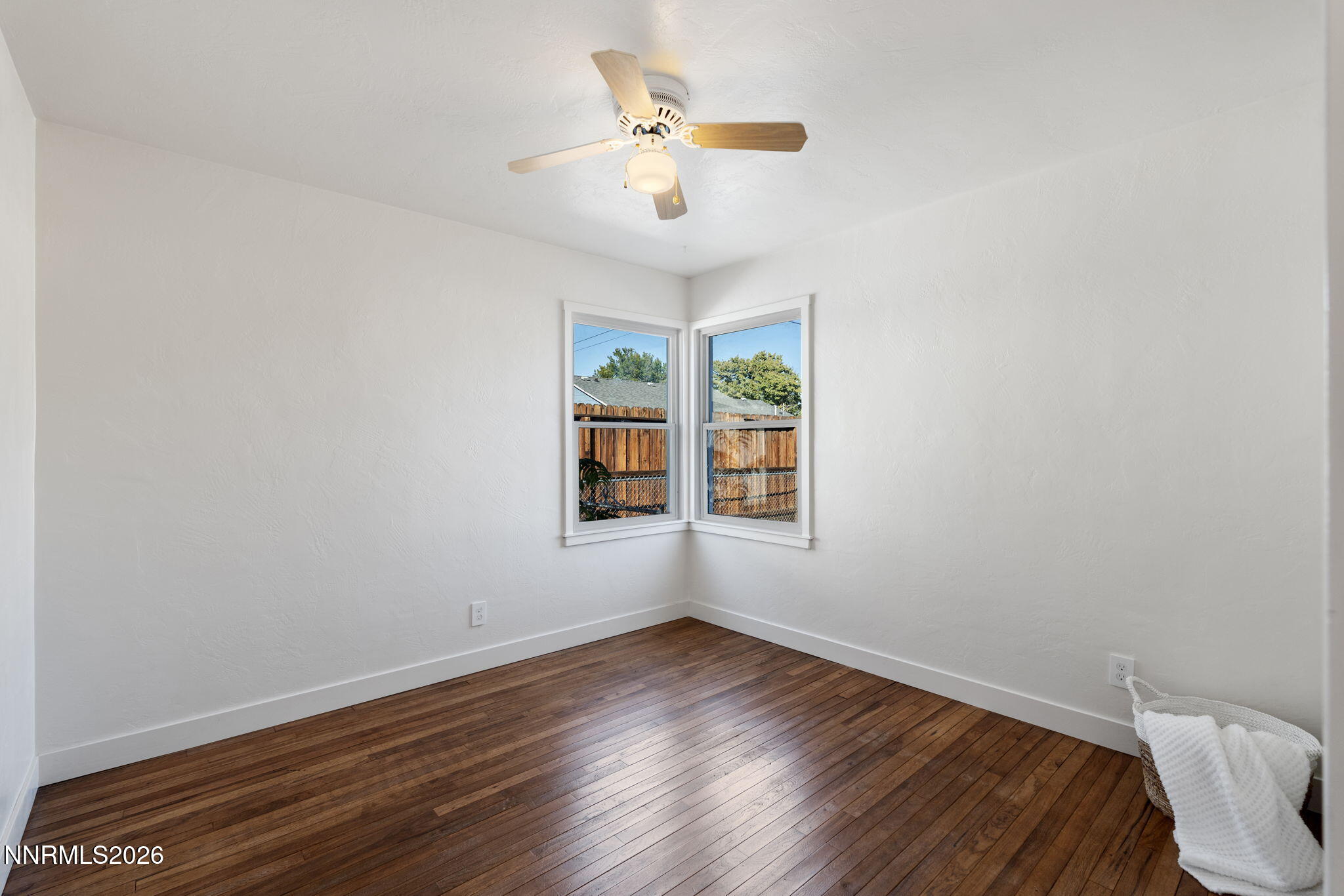 974 6th Street Property Photo 27