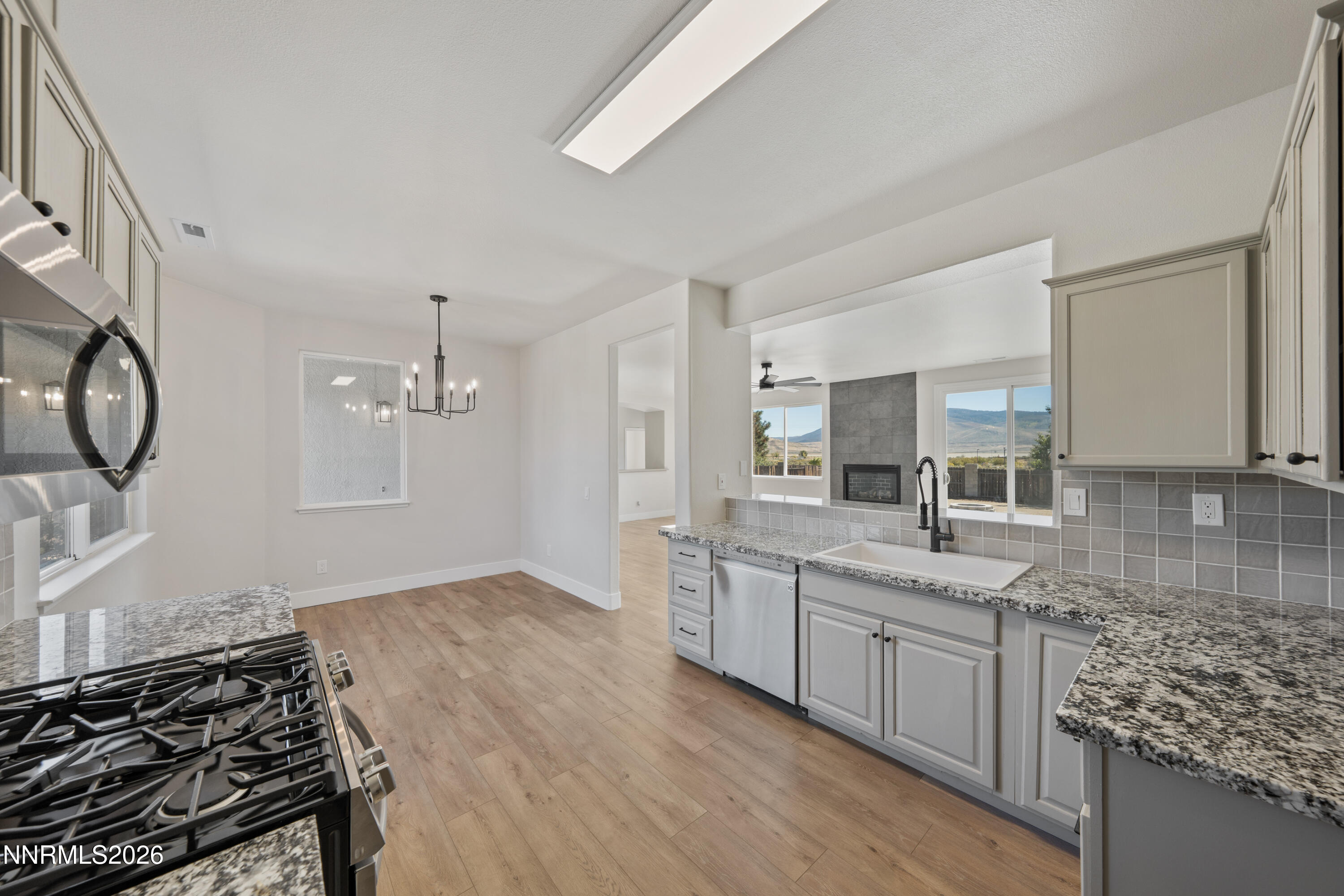 20888 White Rock Drive Property Photo 11