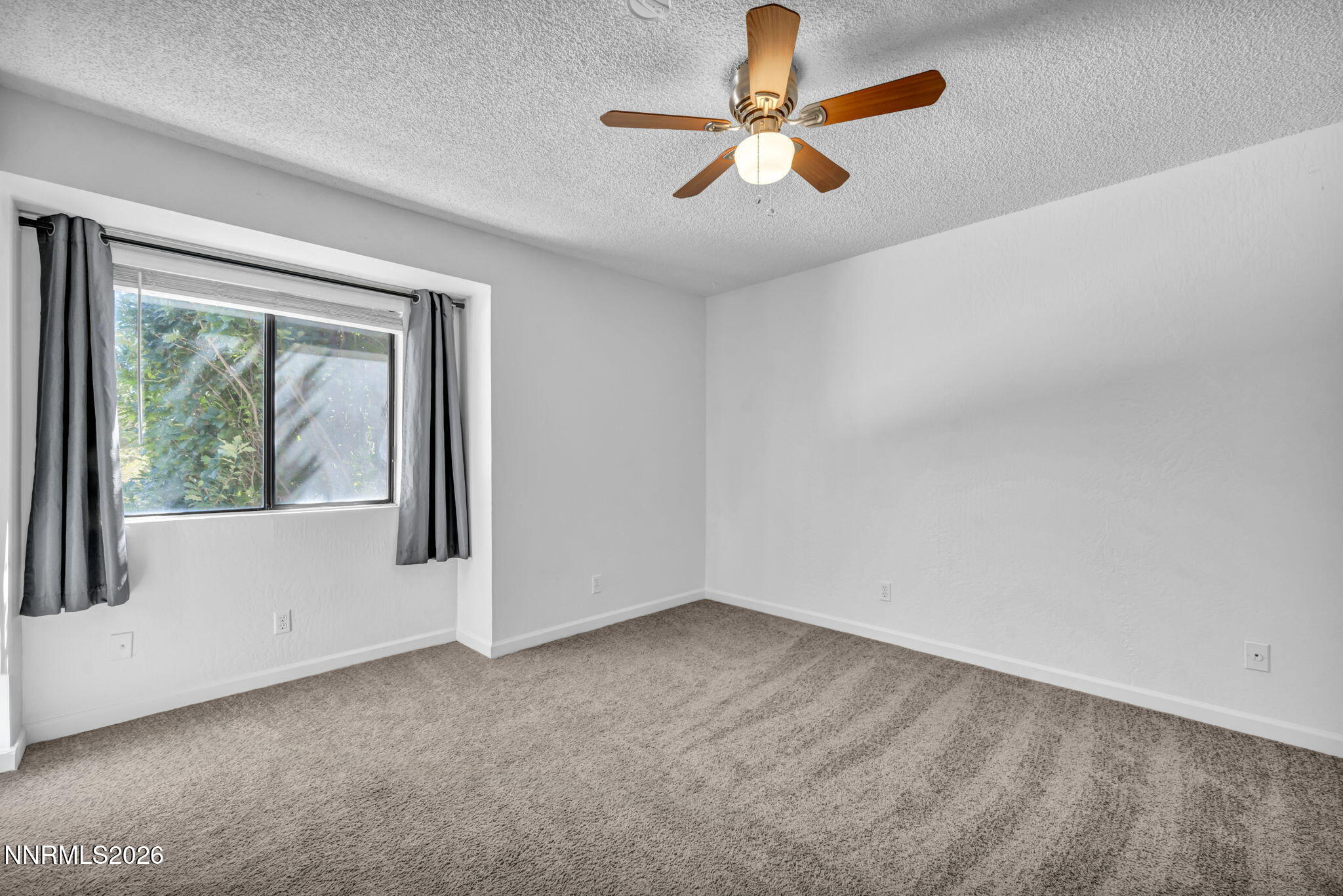 5015 Reggie Road Property Photo 6