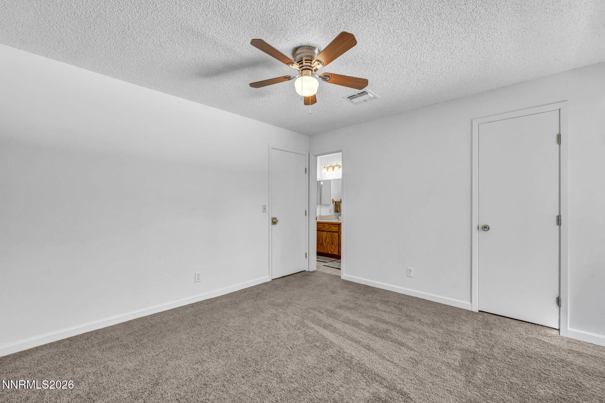 5015 Reggie Road Property Photo 8