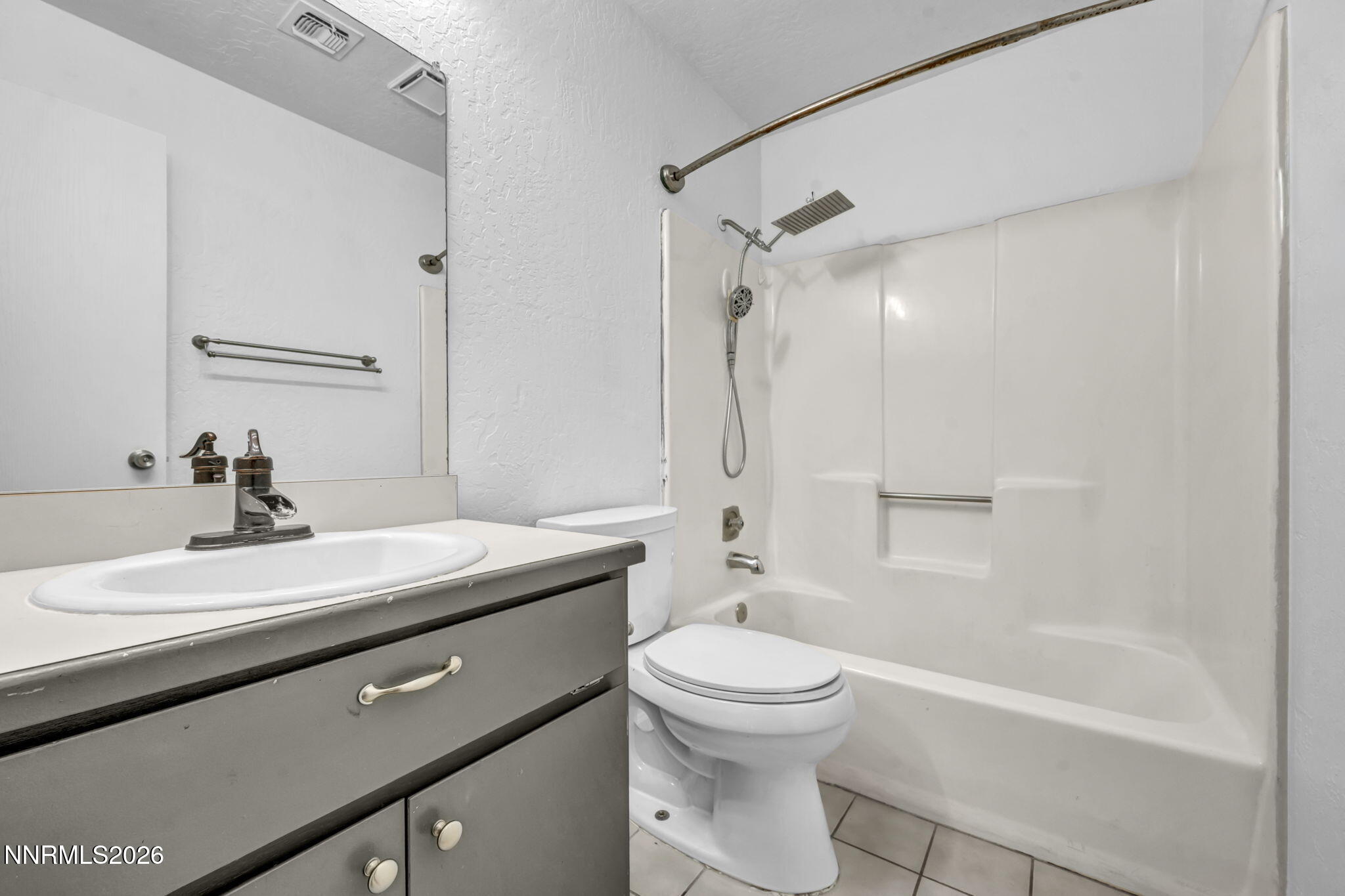 5015 Reggie Road Property Photo 14