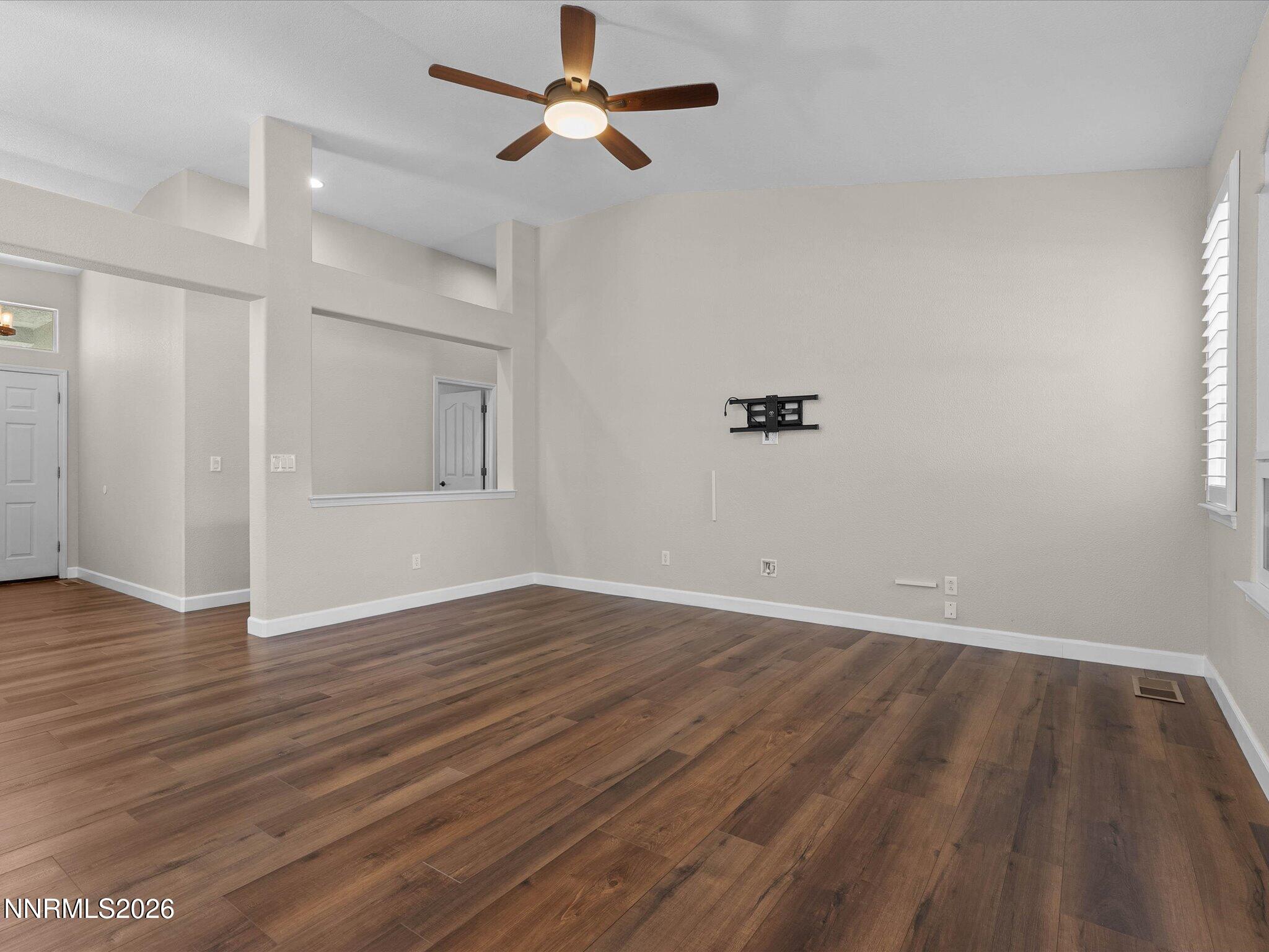 270 River Flow Drive Property Photo 10
