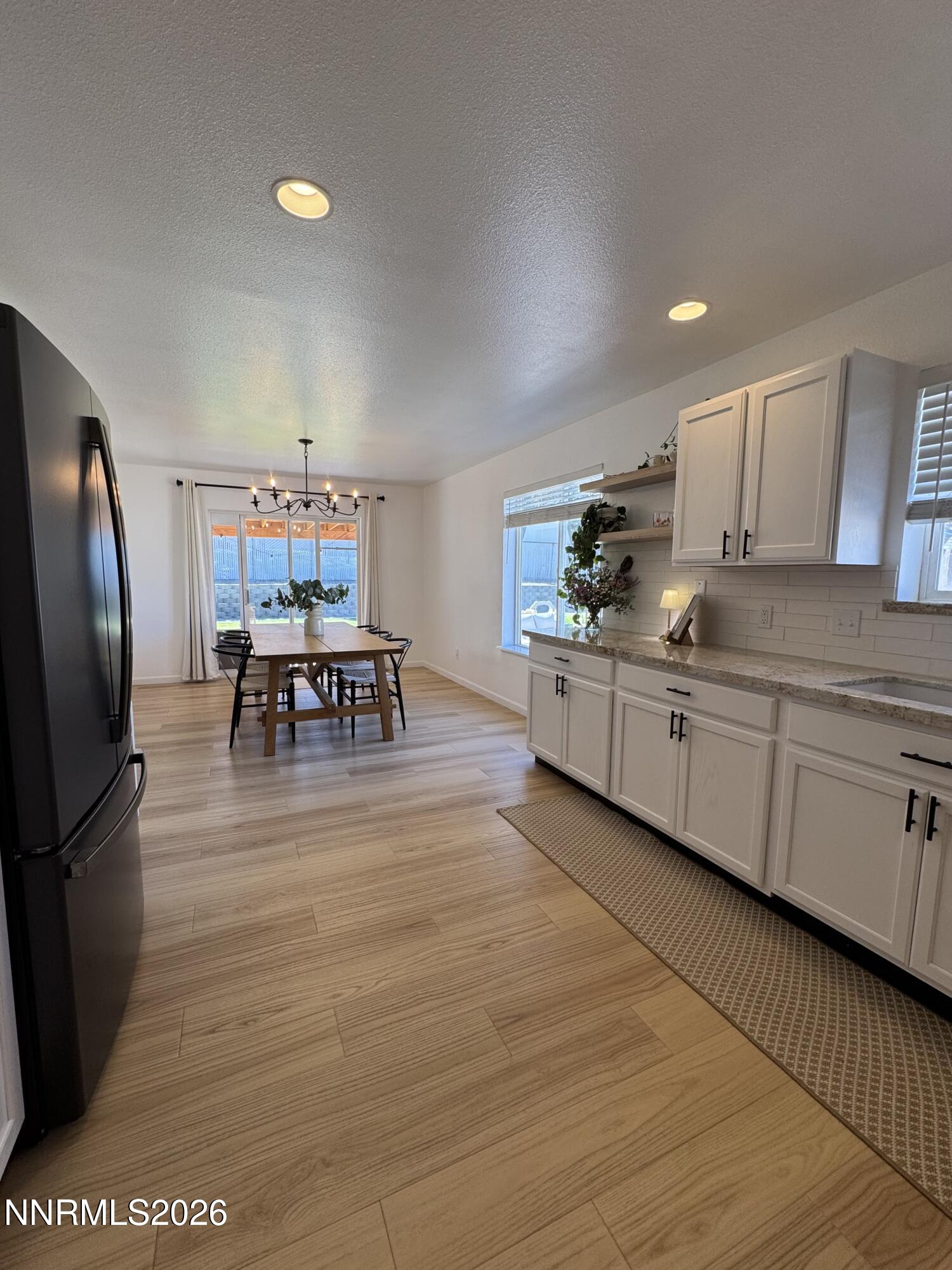 5230 E Offenhauser Drive Property Photo 3