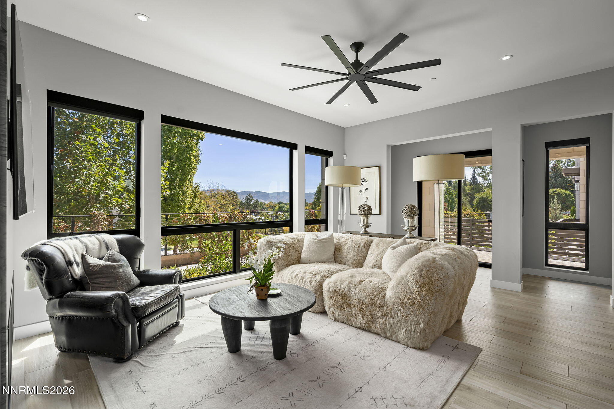 76 Caballada Street Property Photo 4