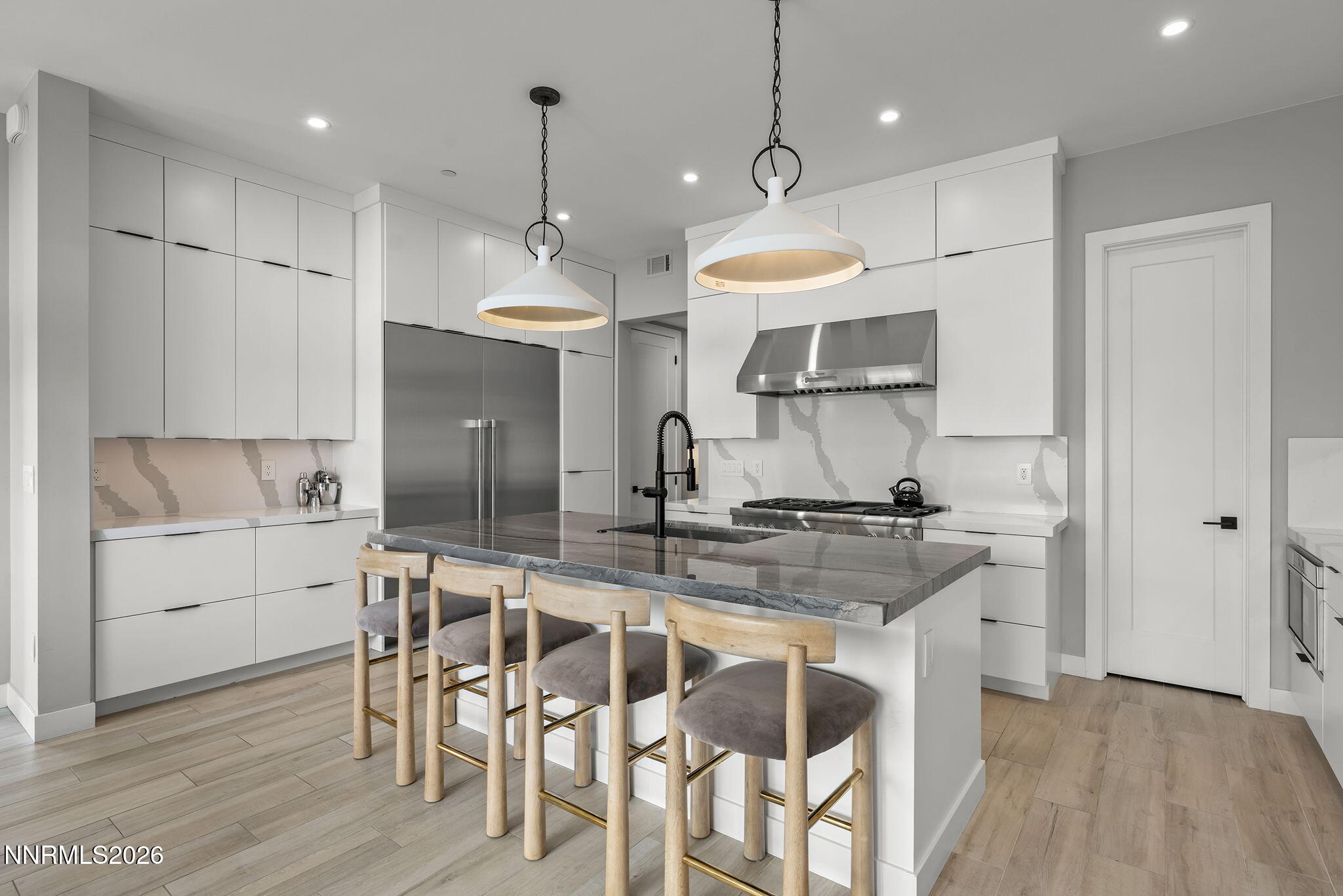 76 Caballada Street Property Photo 13