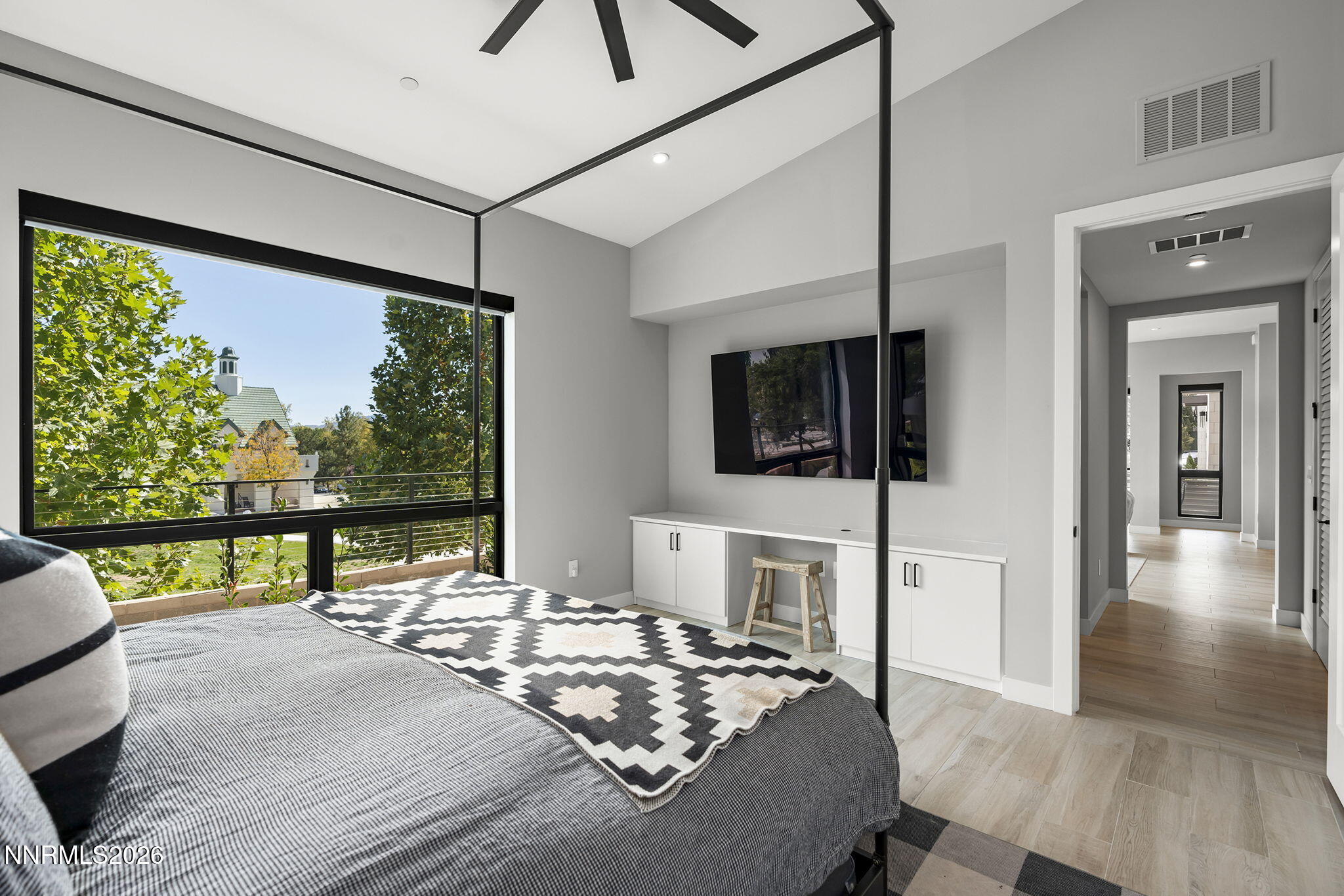 76 Caballada Street Property Photo 21