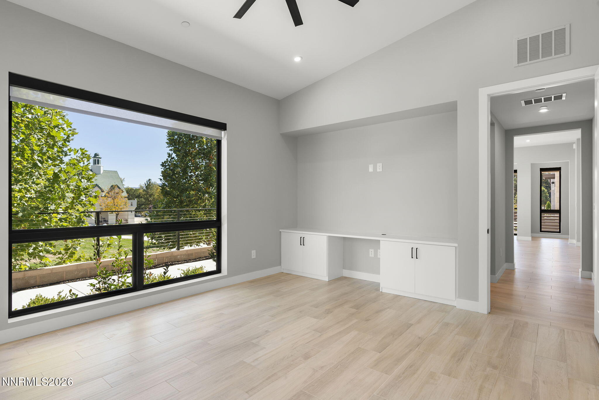 76 Caballada Street Property Photo 22