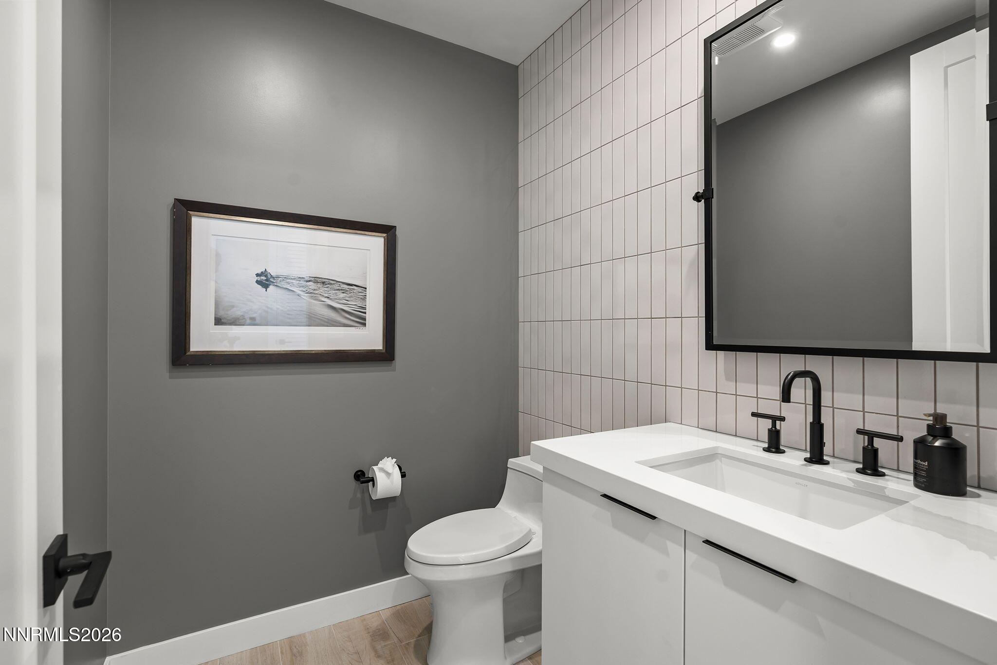 76 Caballada Street Property Photo 32