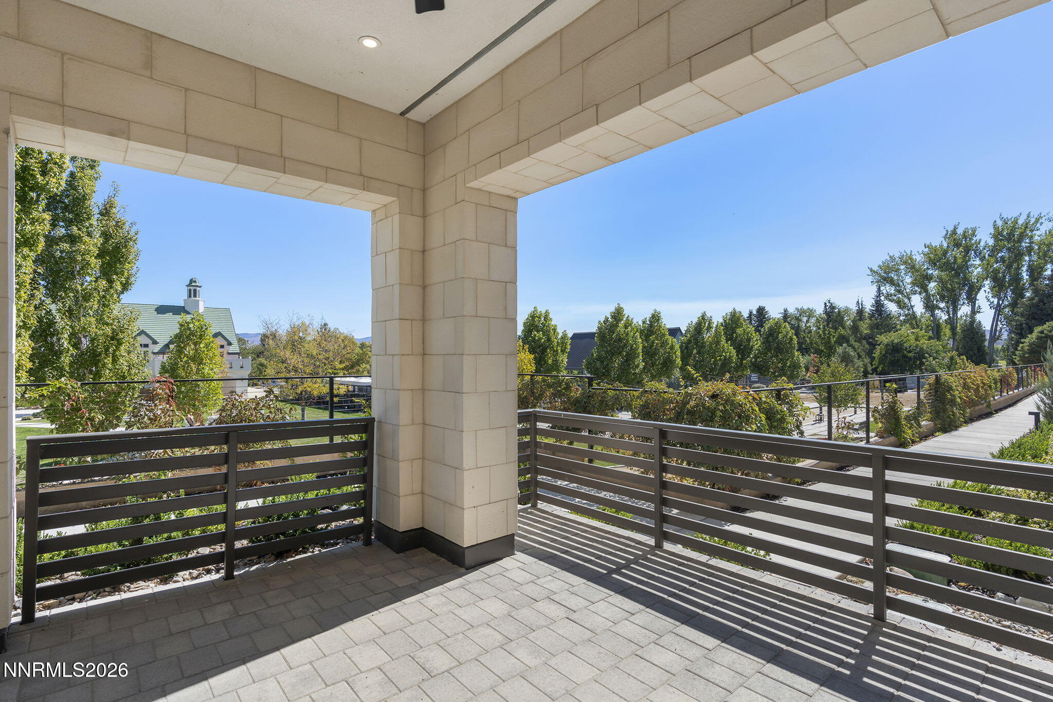 76 Caballada Street Property Photo 33