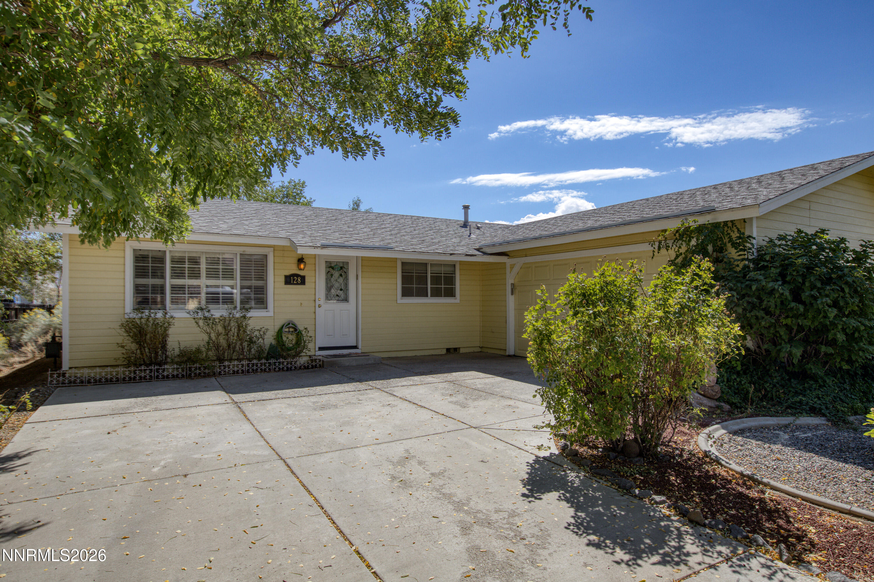 128 Empire Road Property Photo 2