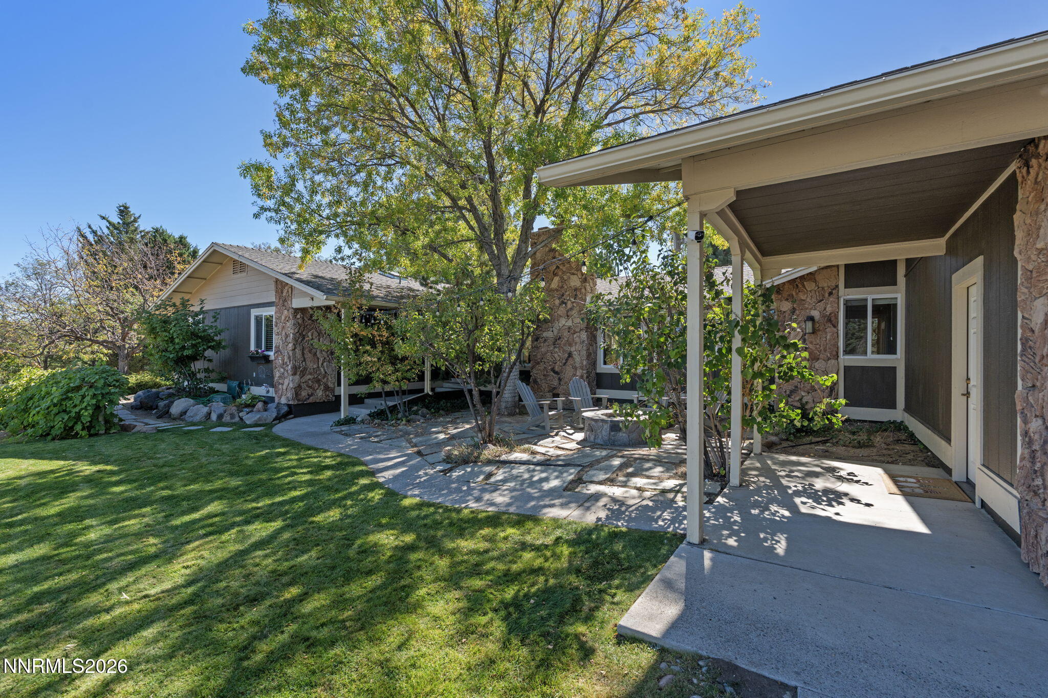 15020 Edmands Drive Property Photo 6