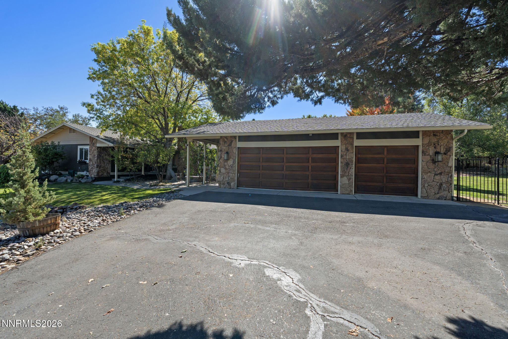 15020 Edmands Drive Property Photo 8