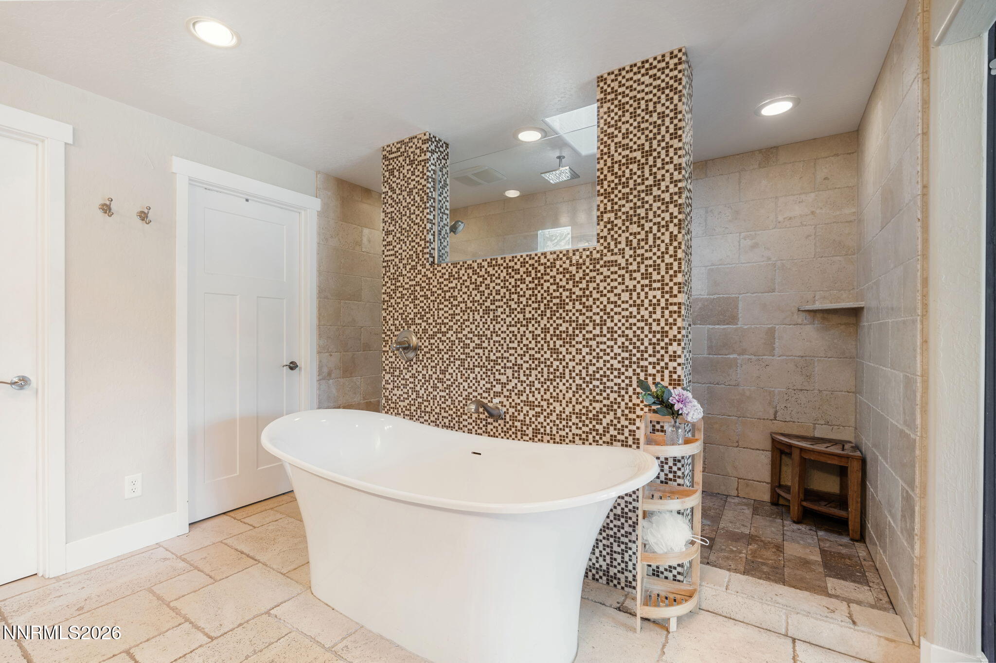 15020 Edmands Drive Property Photo 27