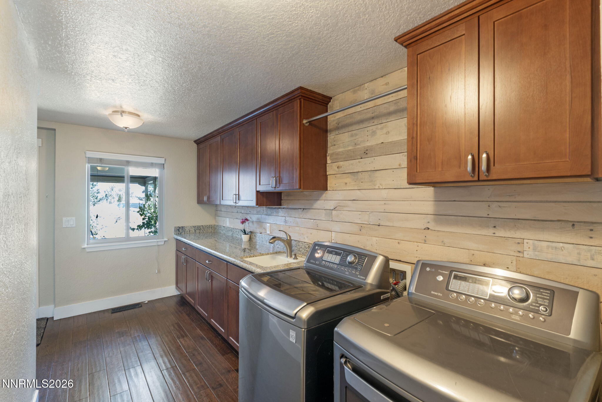 15020 Edmands Drive Property Photo 40
