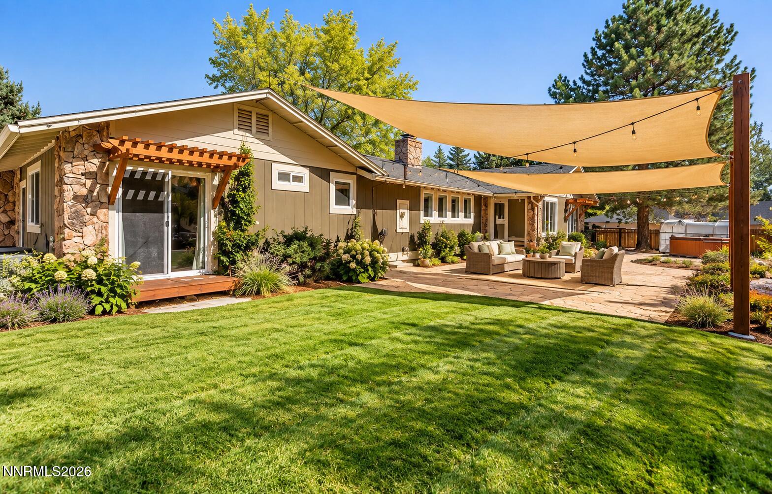 15020 Edmands Drive Property Photo 41