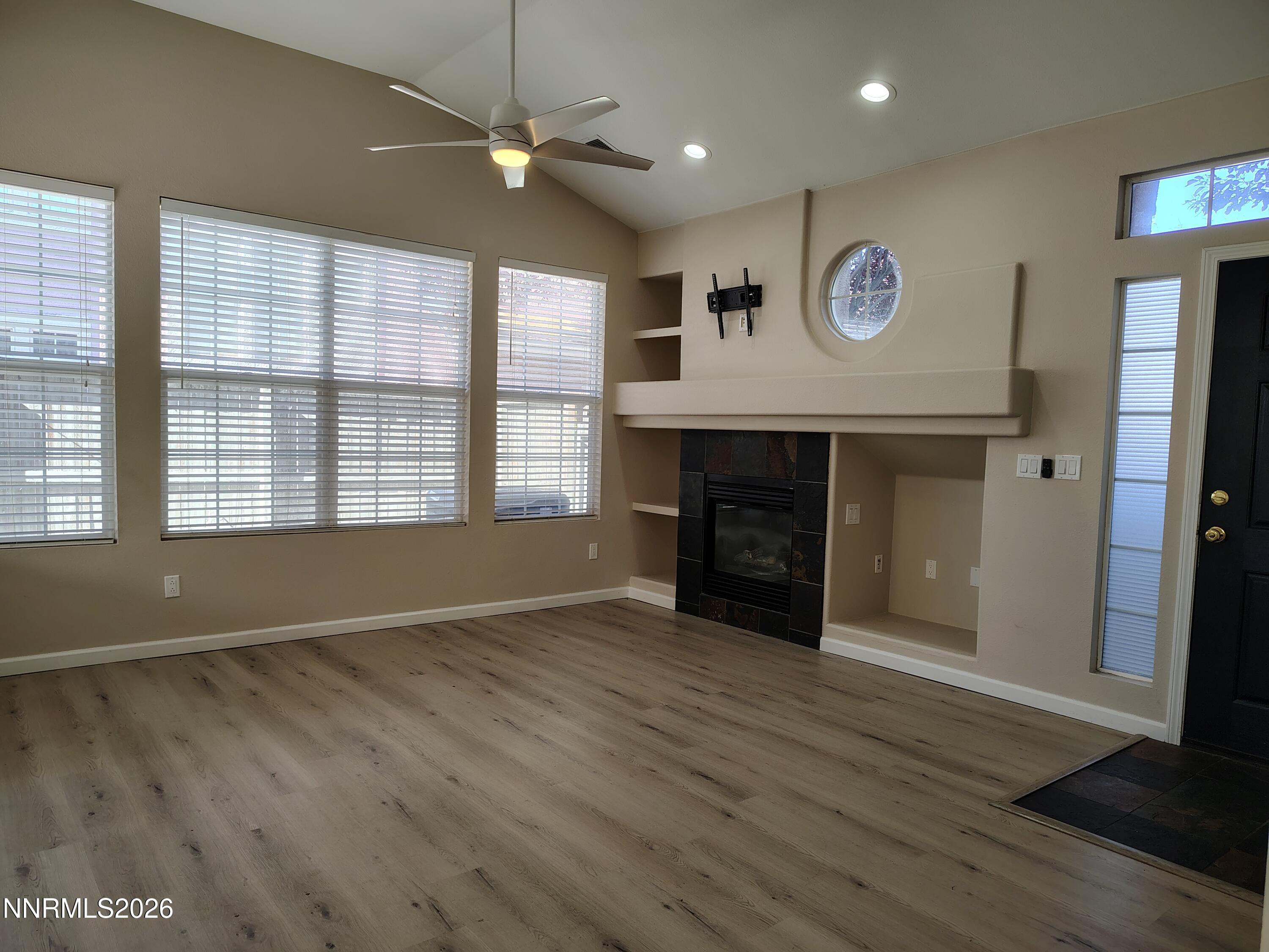 1195 Scenic Park Terrace Property Photo 2