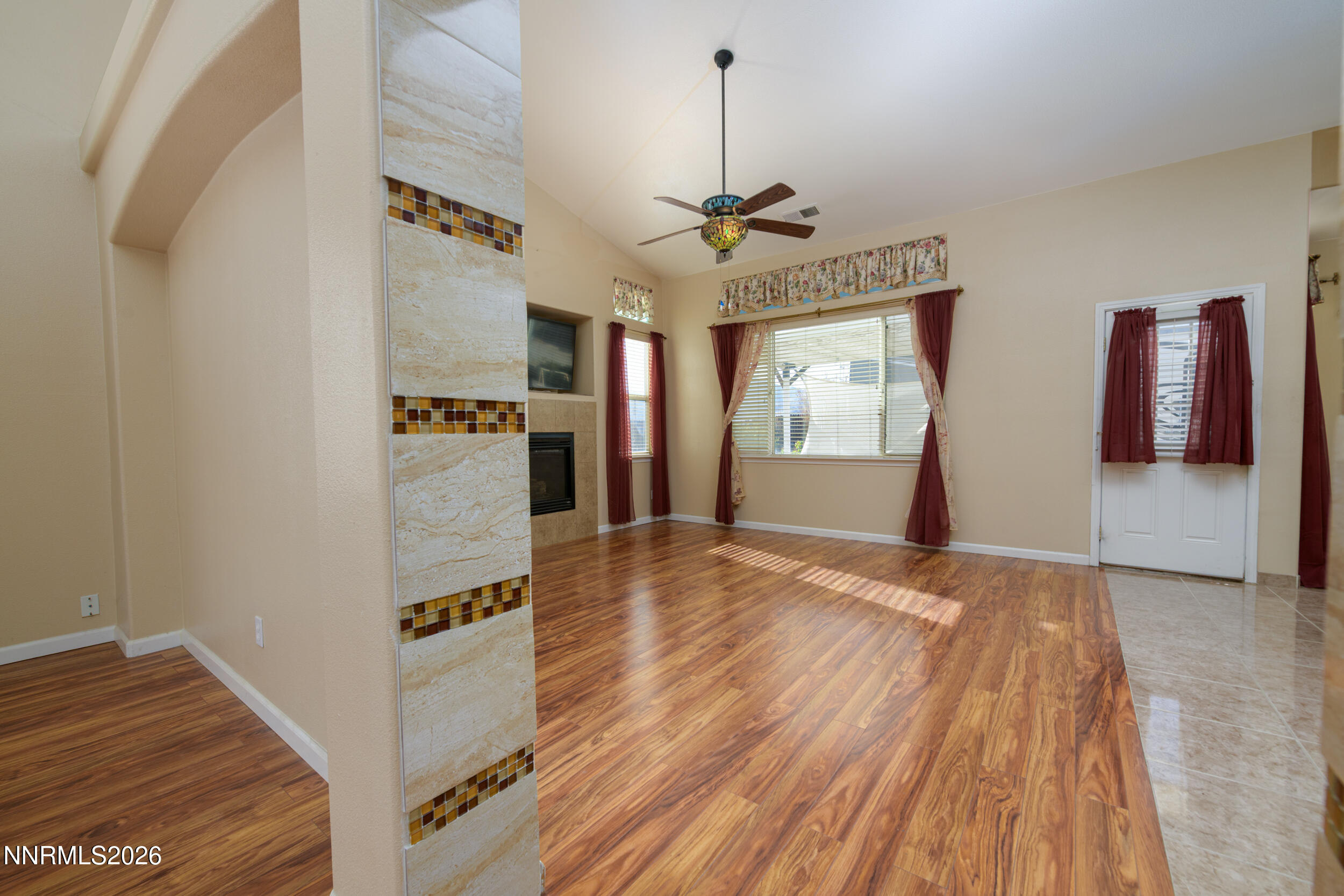 214 Shady Grove Lane Property Photo 8