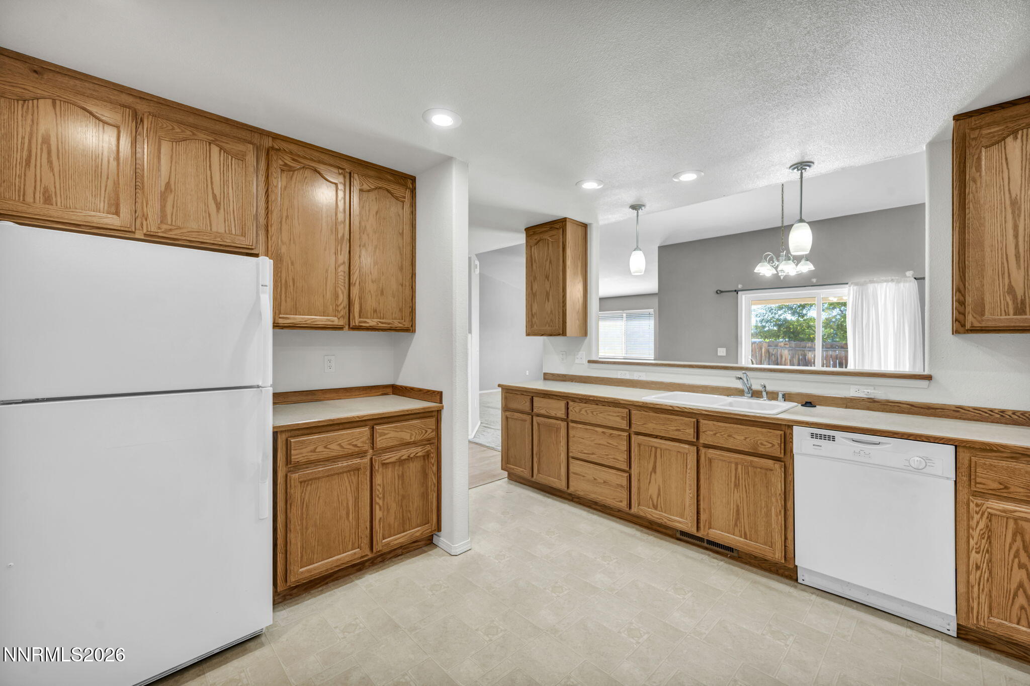 445 Torrey Pines Drive Property Photo 21