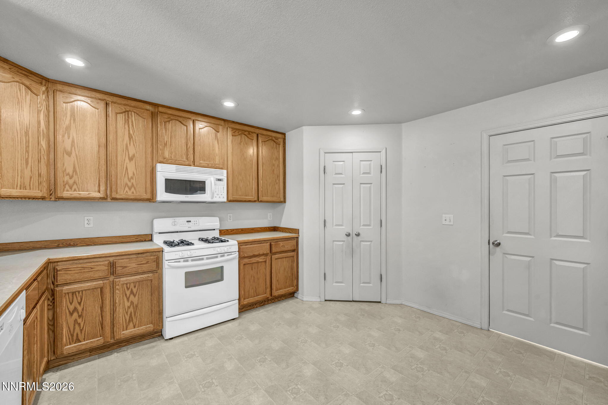 445 Torrey Pines Drive Property Photo 26