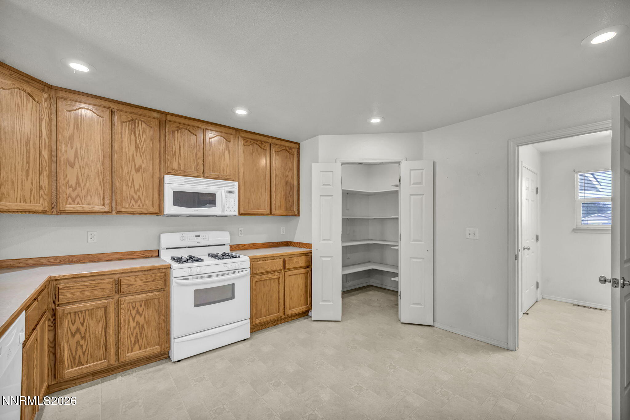 445 Torrey Pines Drive Property Photo 29
