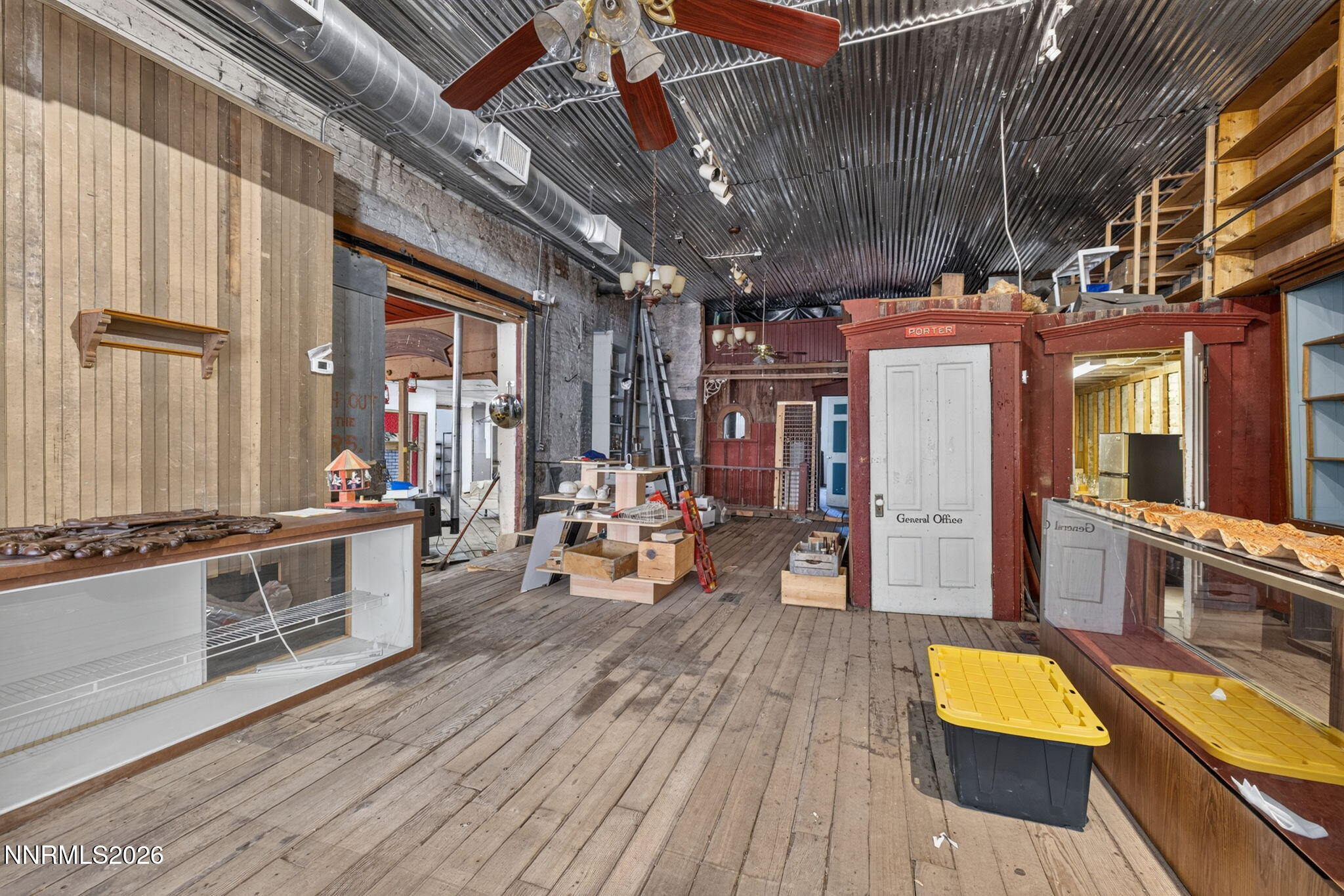 109 S C Street Property Photo 22