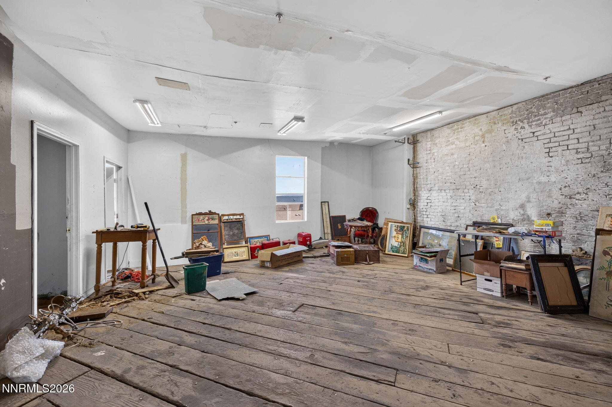 109 S C Street Property Photo 28