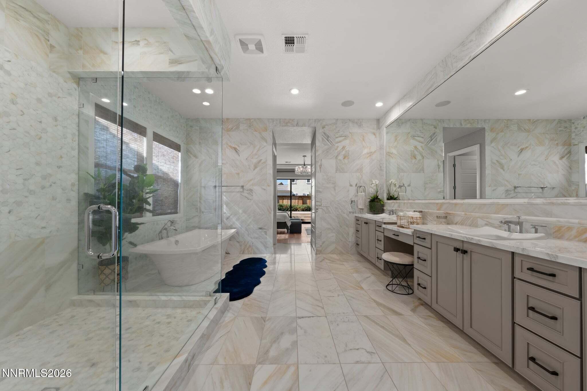 9509 Copper Sky Drive Property Photo 26