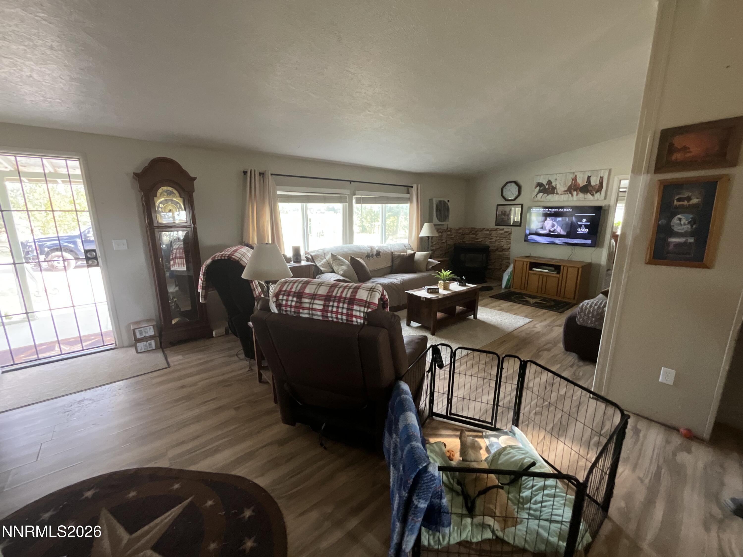 4111 Solias Road Property Photo 7