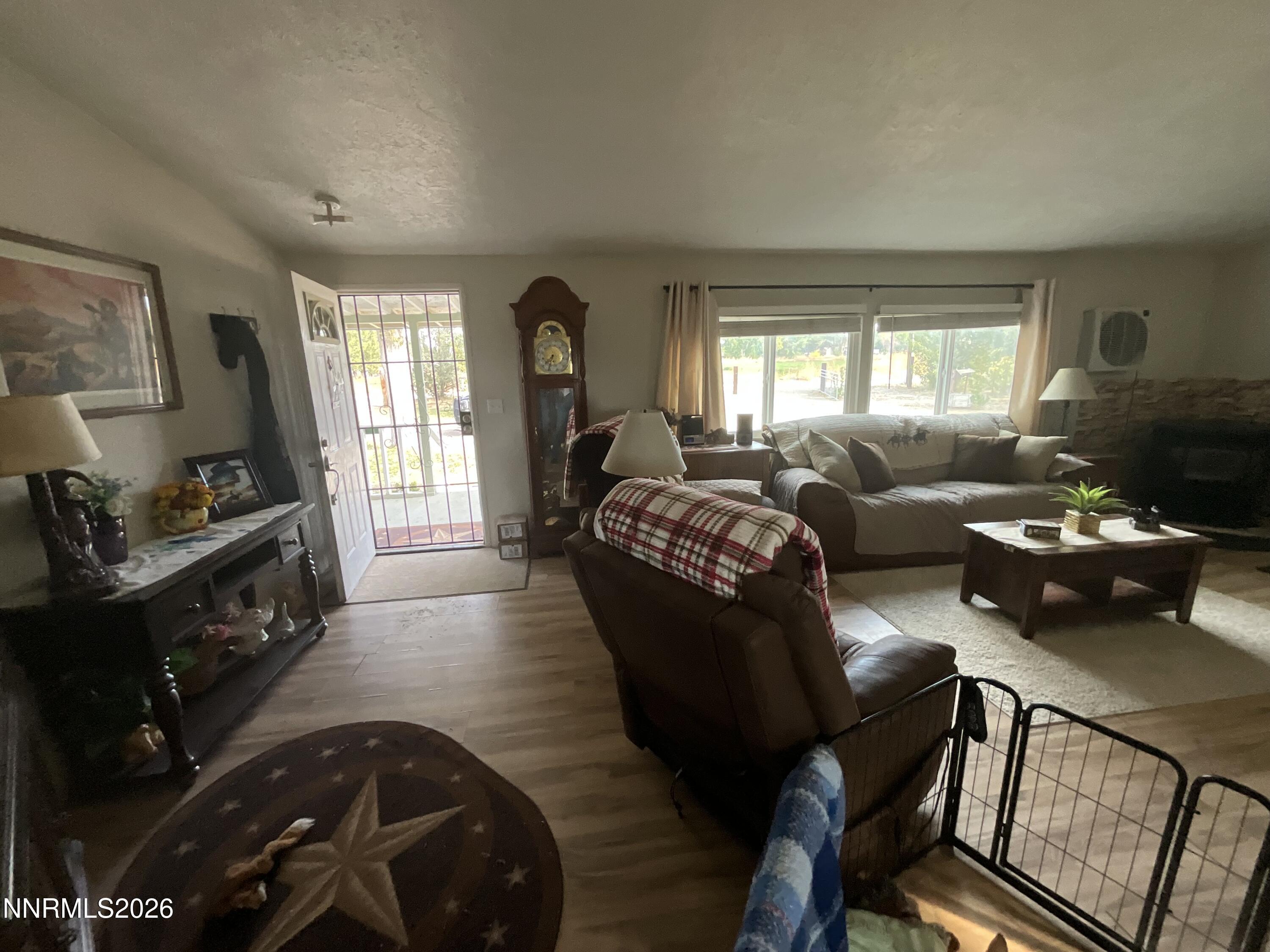 4111 Solias Road Property Photo 8