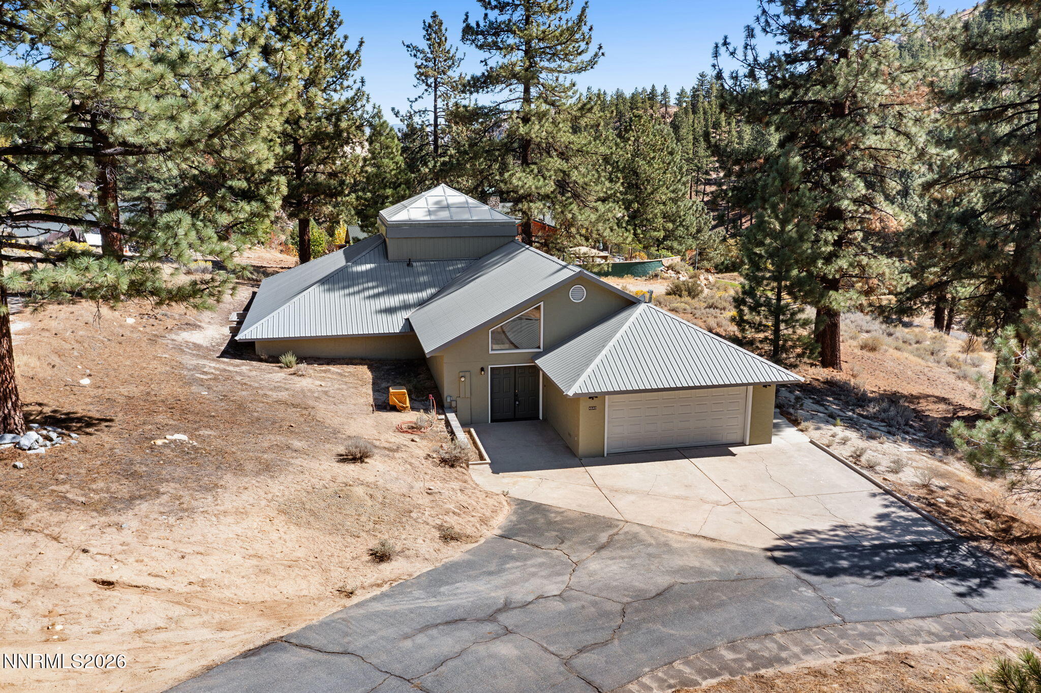 4640 Old Clear Creek Road Property Photo 2