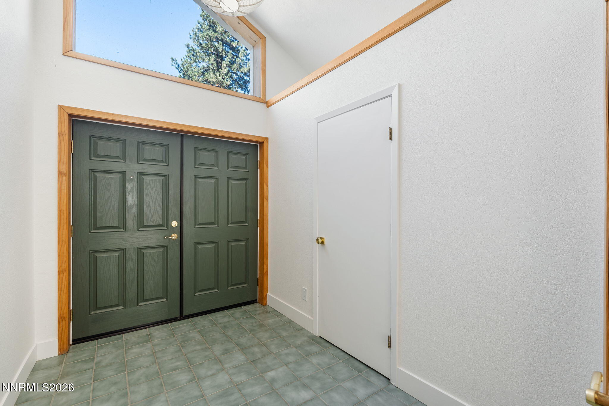 4640 Old Clear Creek Road Property Photo 11